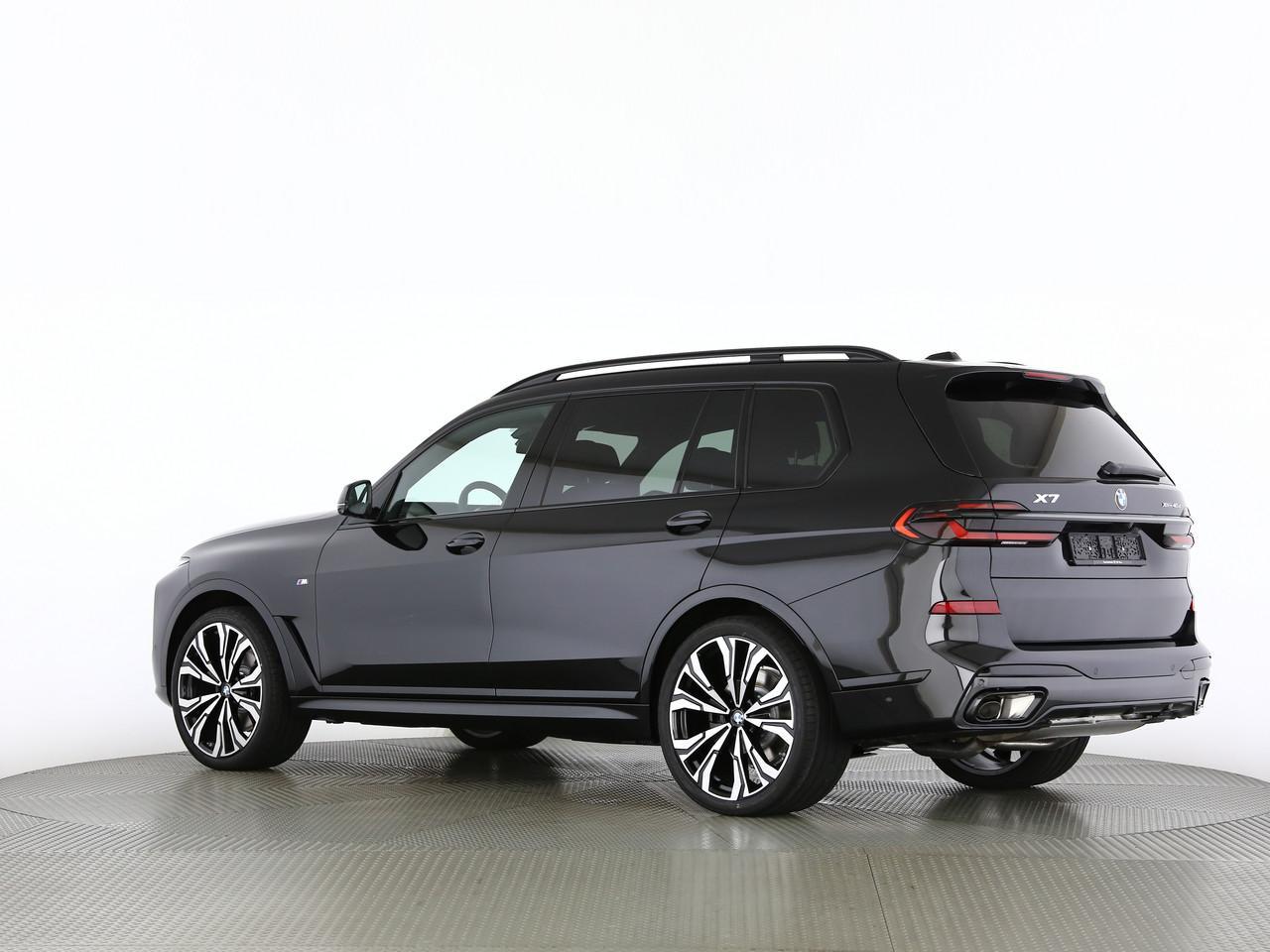 BMW X7 40d xDrive M Sport-showroom-element-2