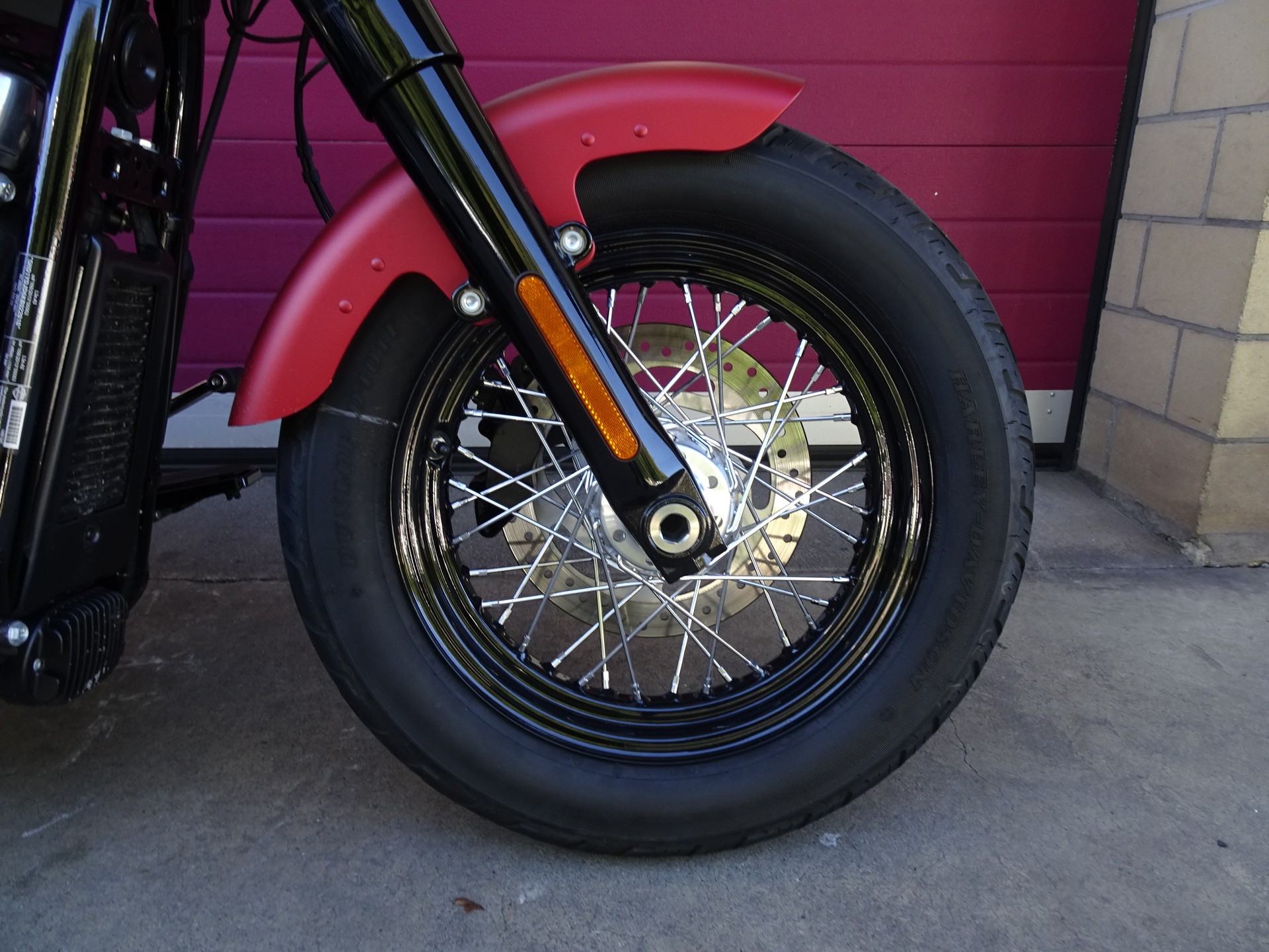 HARLEY-DAVIDSON FLSL Softail Slim 107 ABS-showroom-element-1