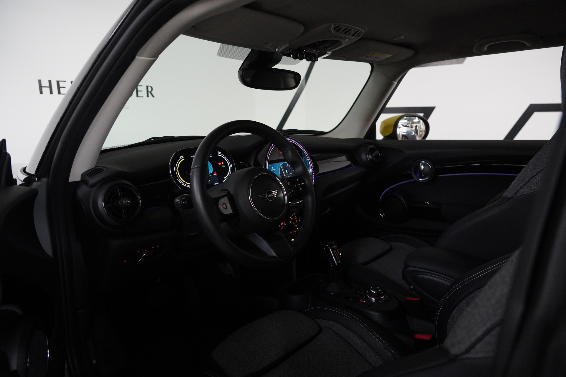 MINI Cooper SE-image-22