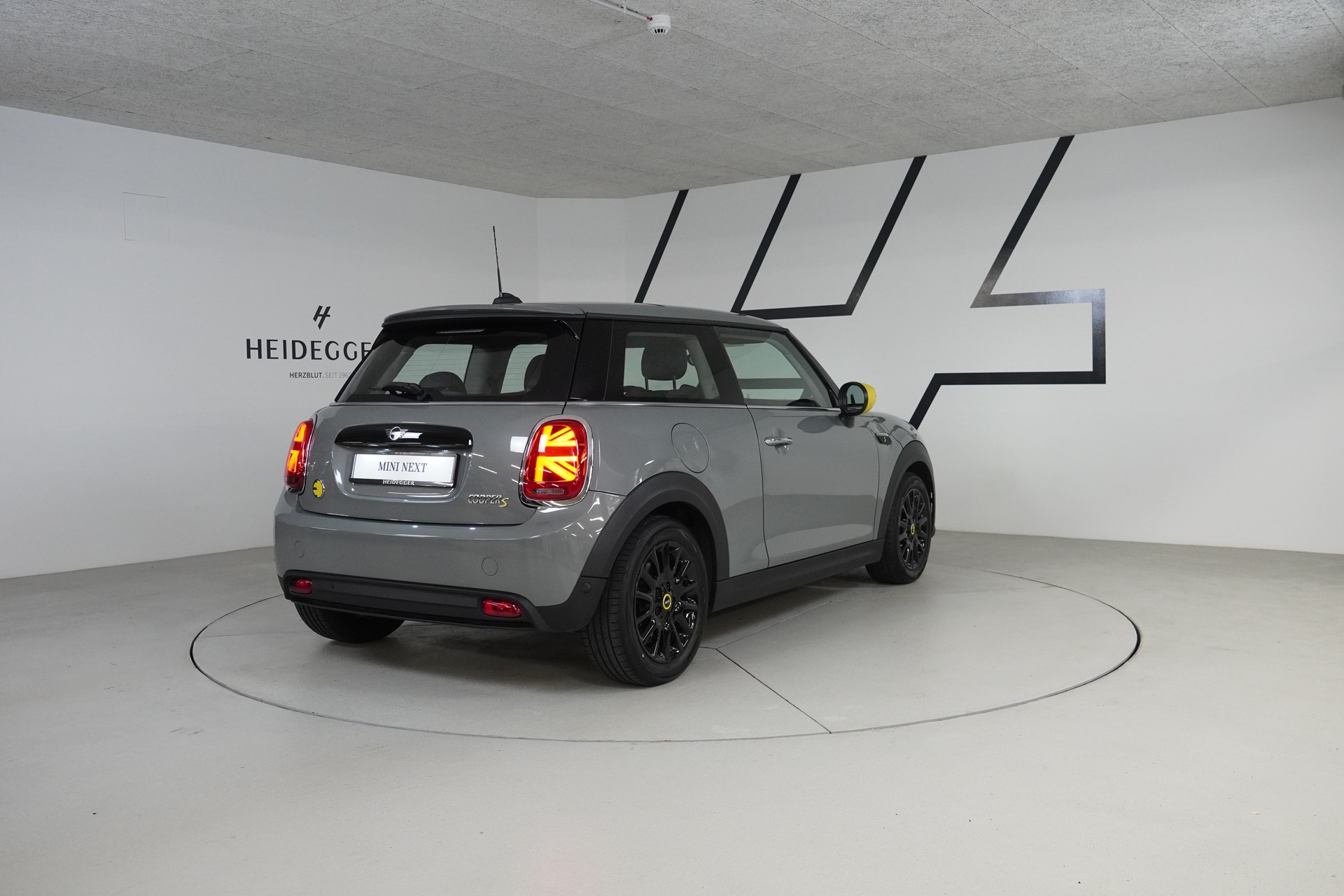 MINI Cooper SE-image-7
