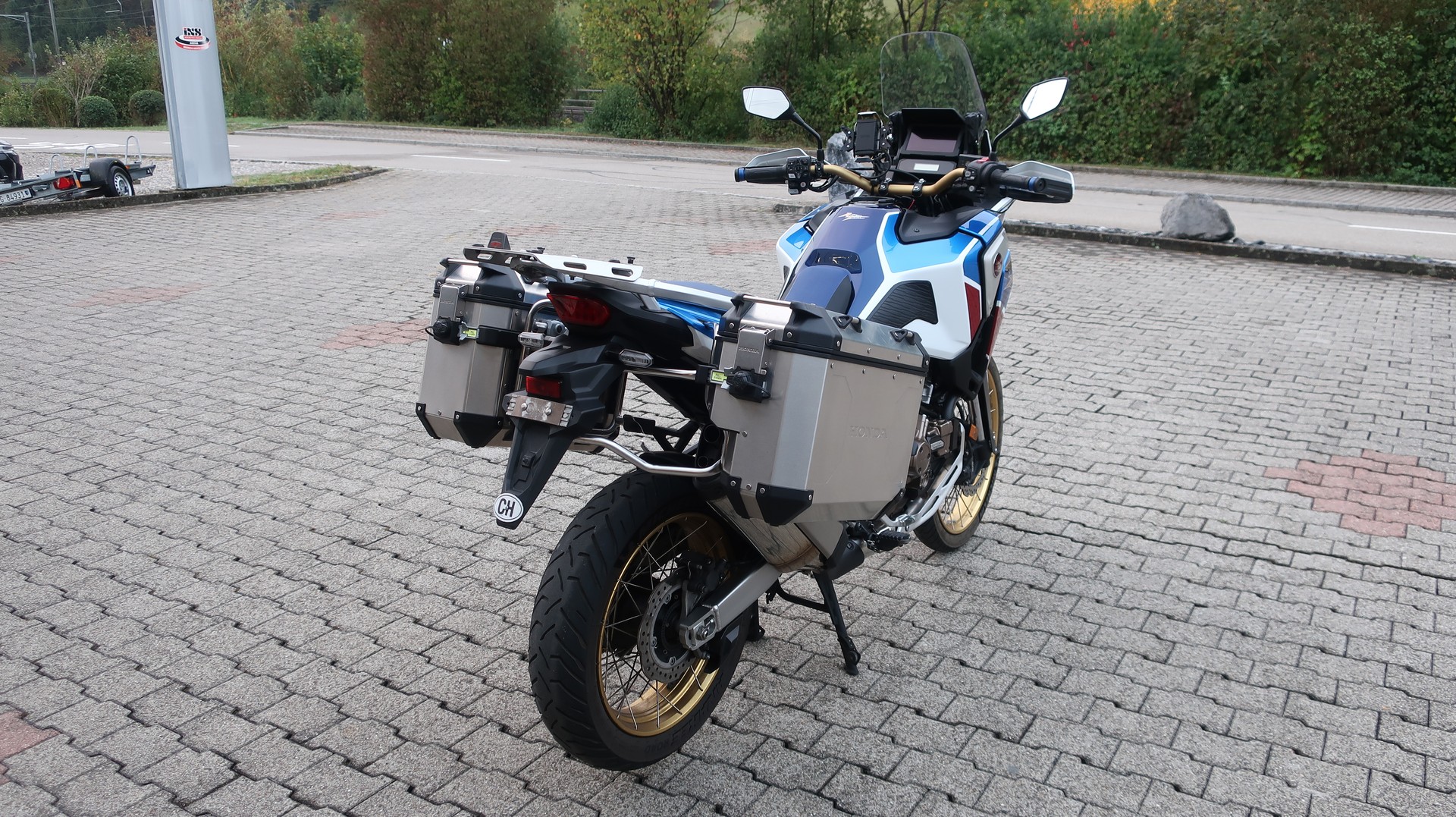 HONDA CRF 1100 DCT Africa Twin Adventure-image-3