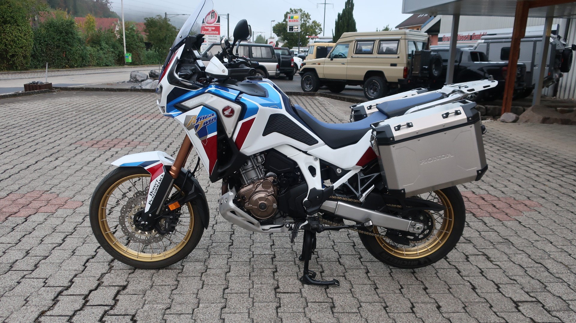 HONDA CRF 1100 DCT Africa Twin Adventure-image-5