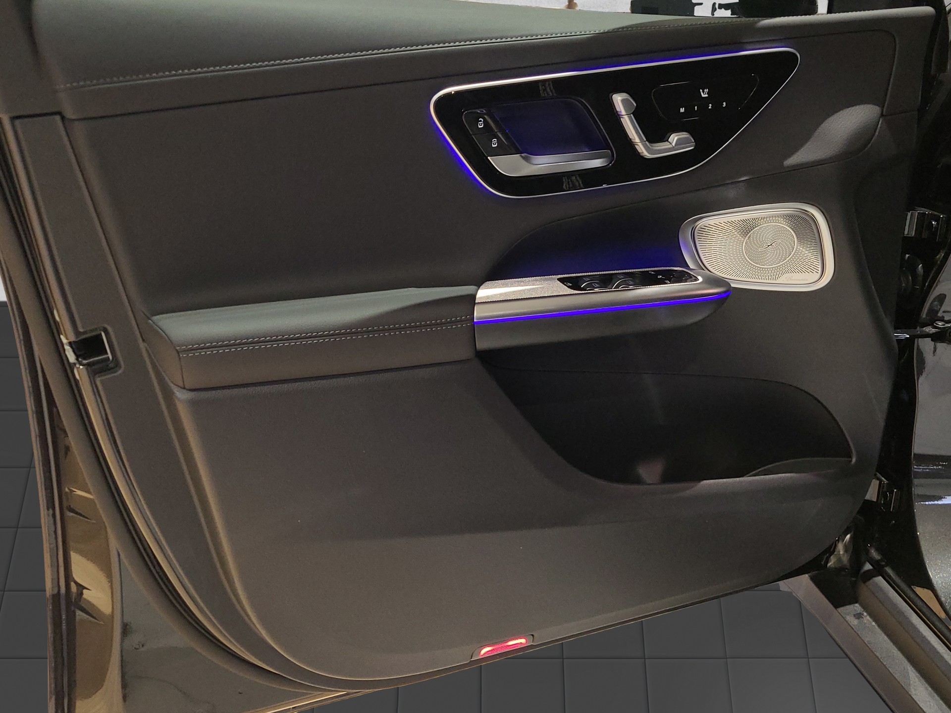 MERCEDES-BENZ GLC 220 d AMG Line 4M X254-image-7