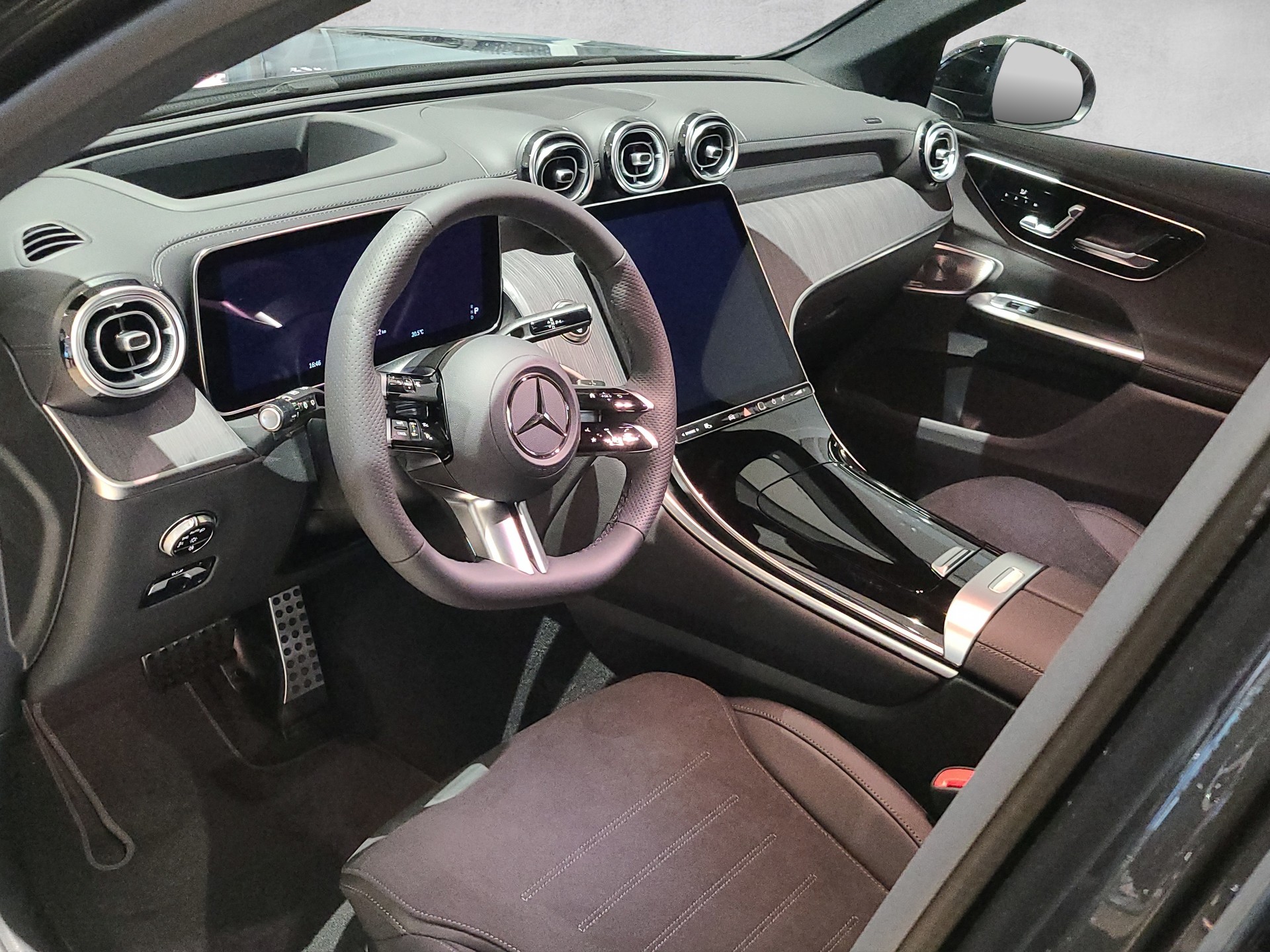 MERCEDES-BENZ GLC 220 d AMG Line 4M X254-image-6