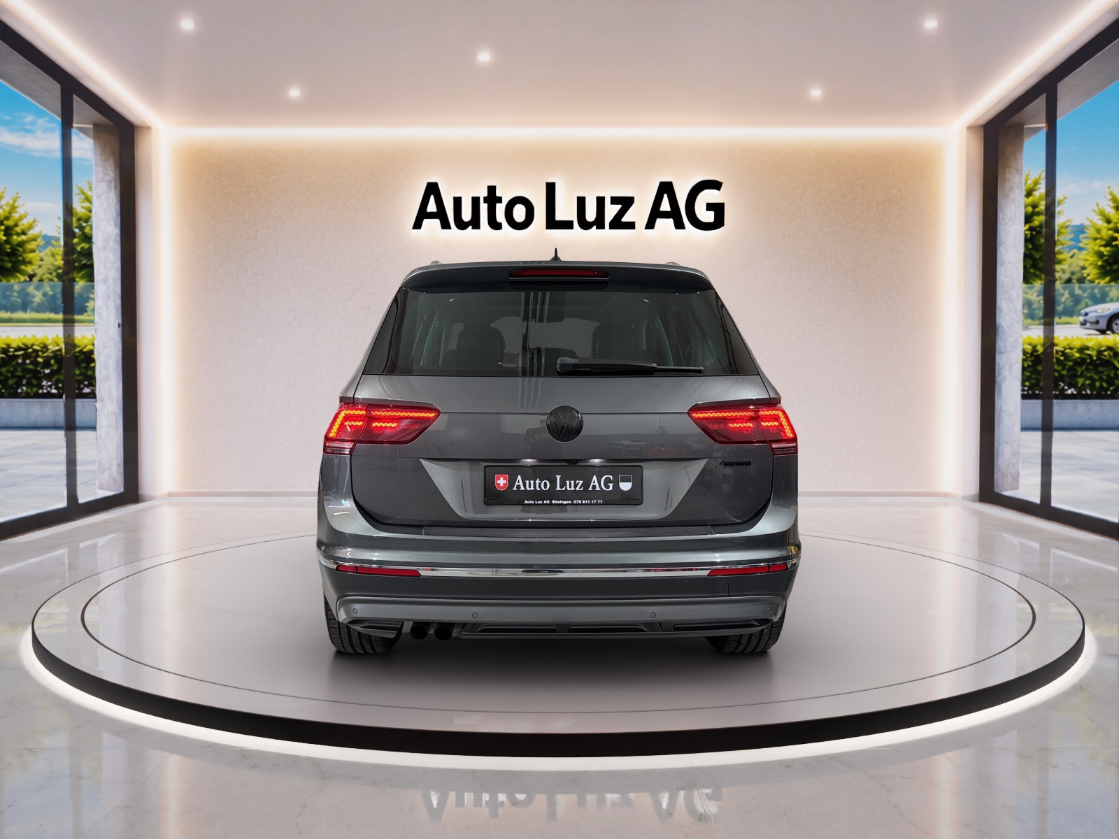 VW Tiguan 2.0TSI Highline 4Motion DSG-showroom-element-2