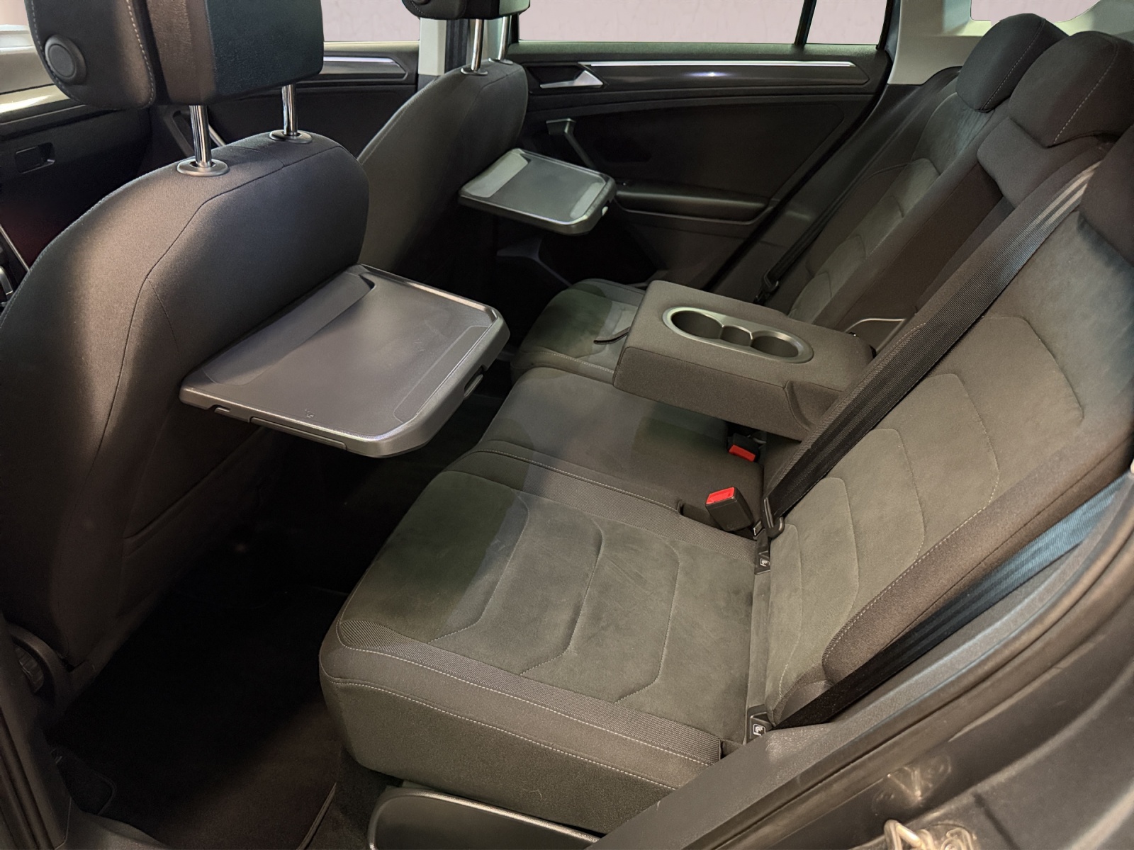 VW Tiguan 2.0TSI Highline 4Motion DSG-image-16