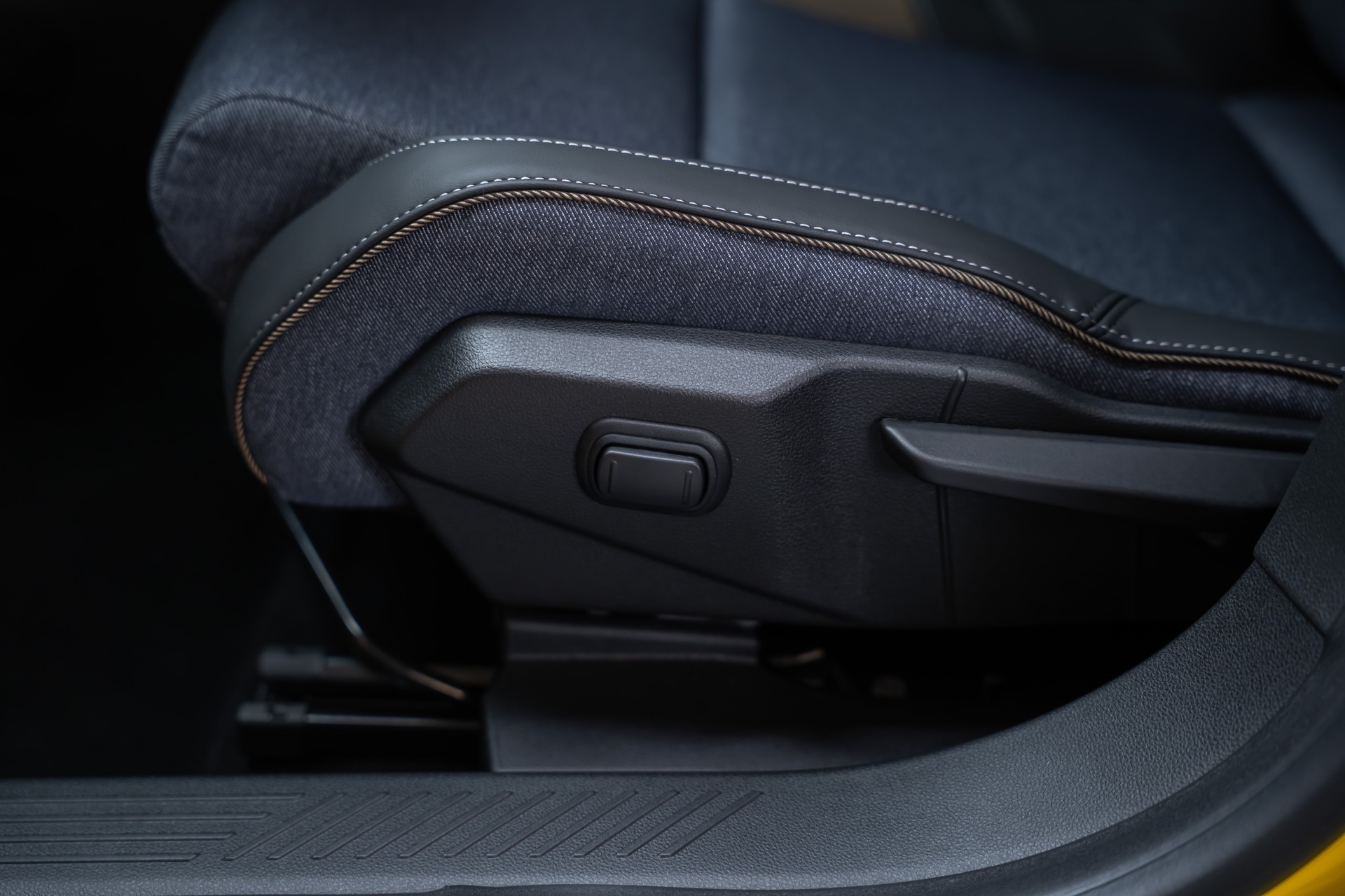 RENAULT R5 E-Tech Comfort Range techno / Rückfahrkamera / Tempomat / Lenkradheizung-image-13