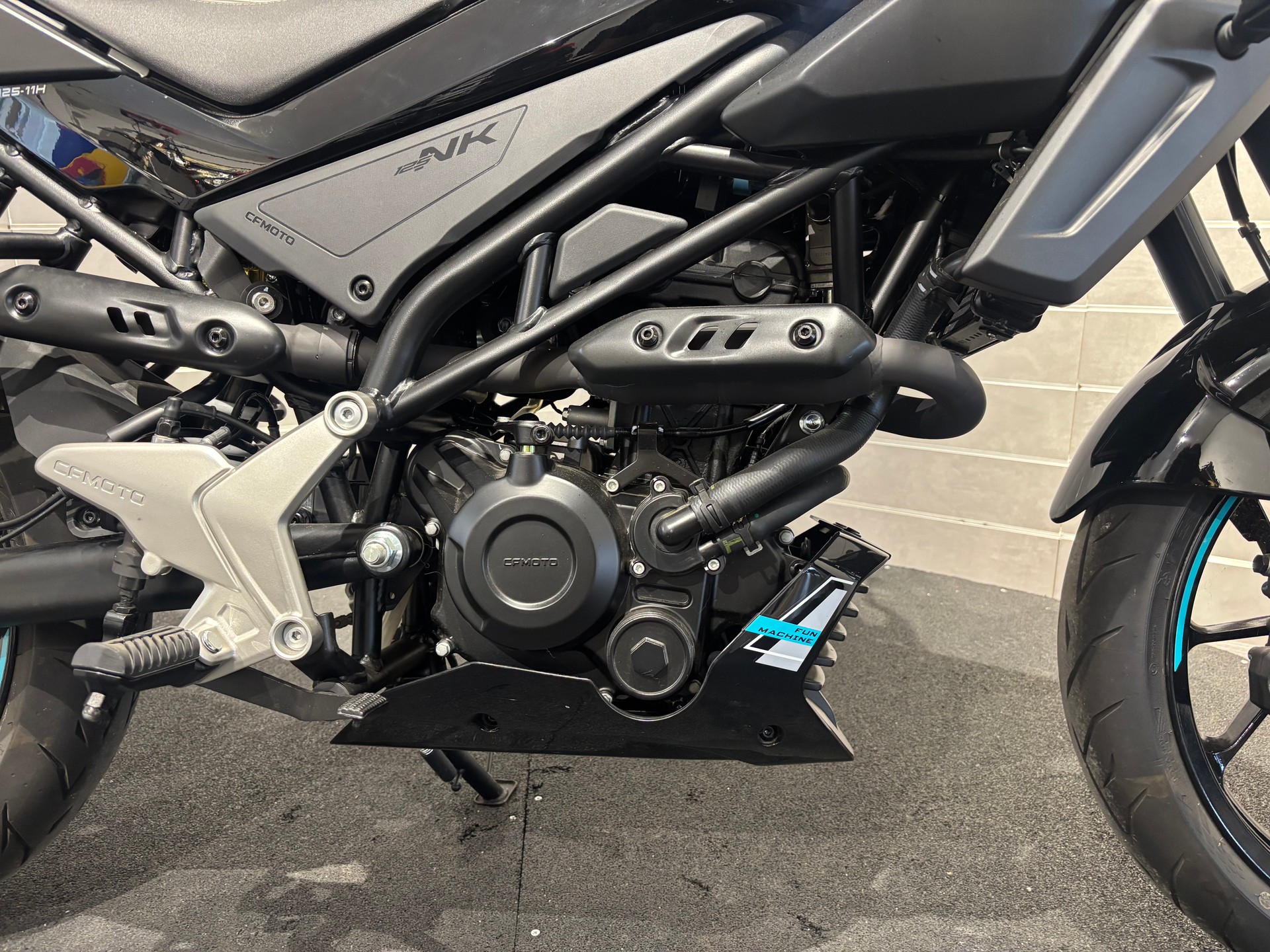 CF MOTO 125NK-image-10