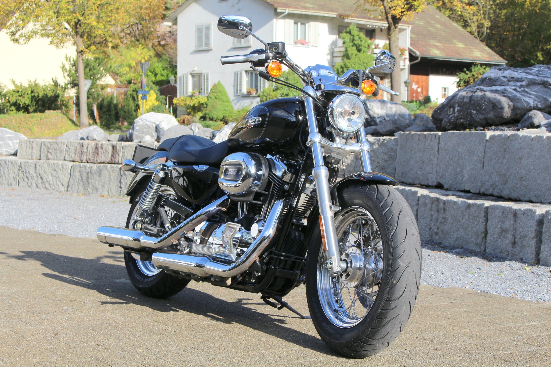 HARLEY-DAVIDSON XL 1200 C Sportster Custom ABS-image-1