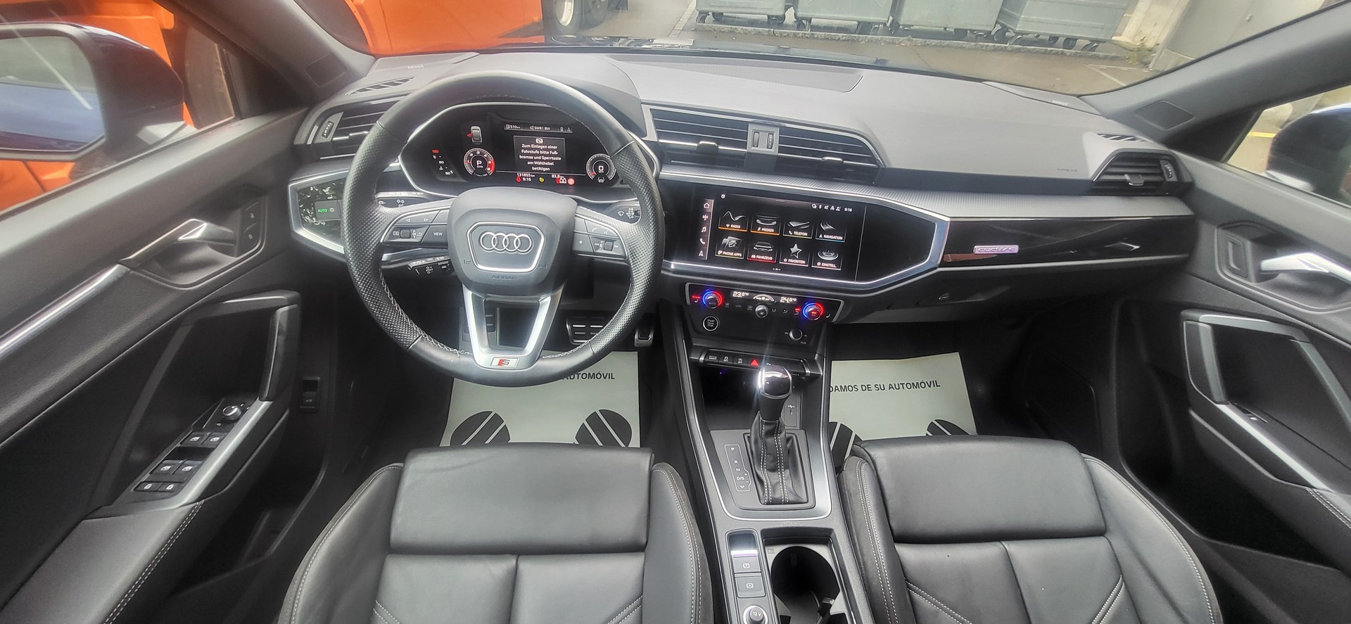 AUDI Q3 Sportback 35 TDI S line quattro S-tronic-image-6