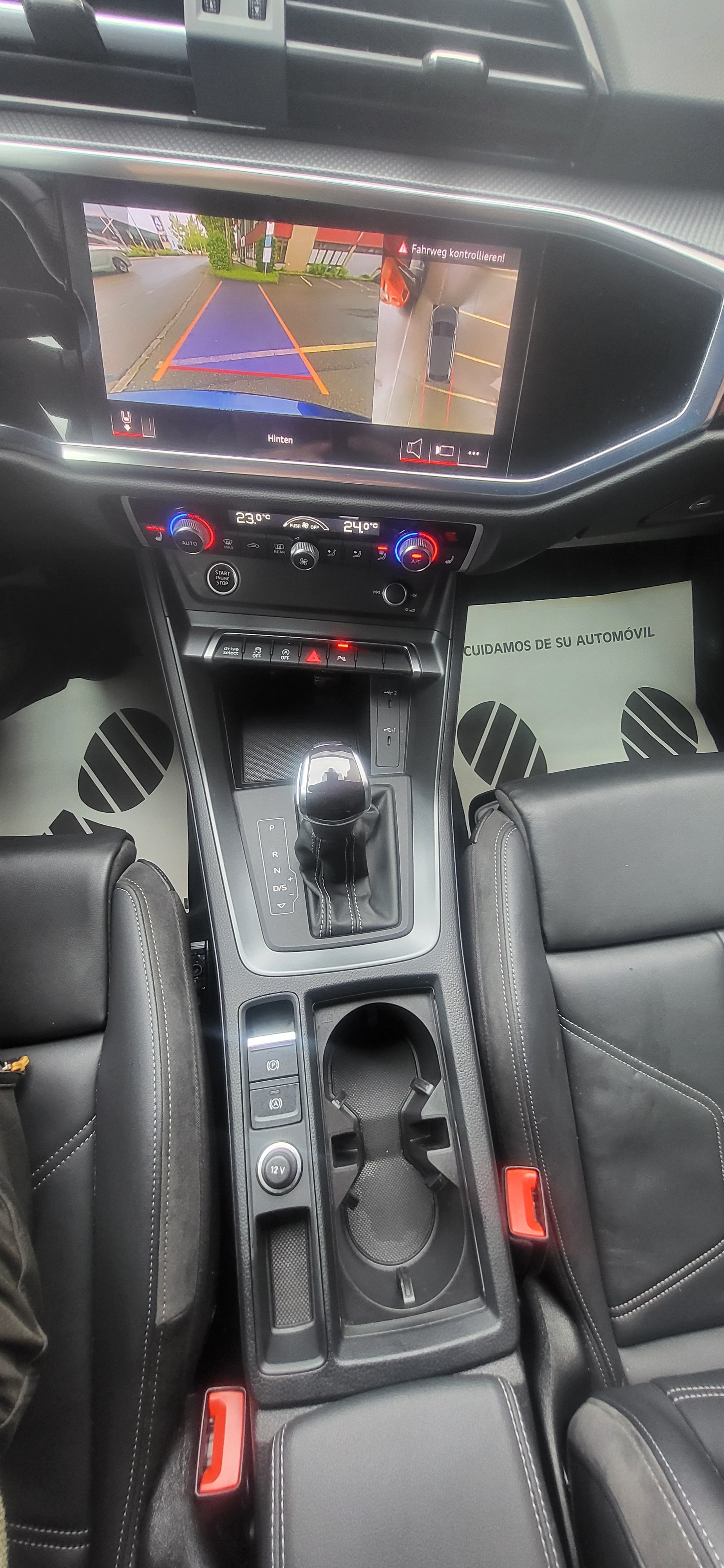 AUDI Q3 Sportback 35 TDI S line quattro S-tronic-image-7