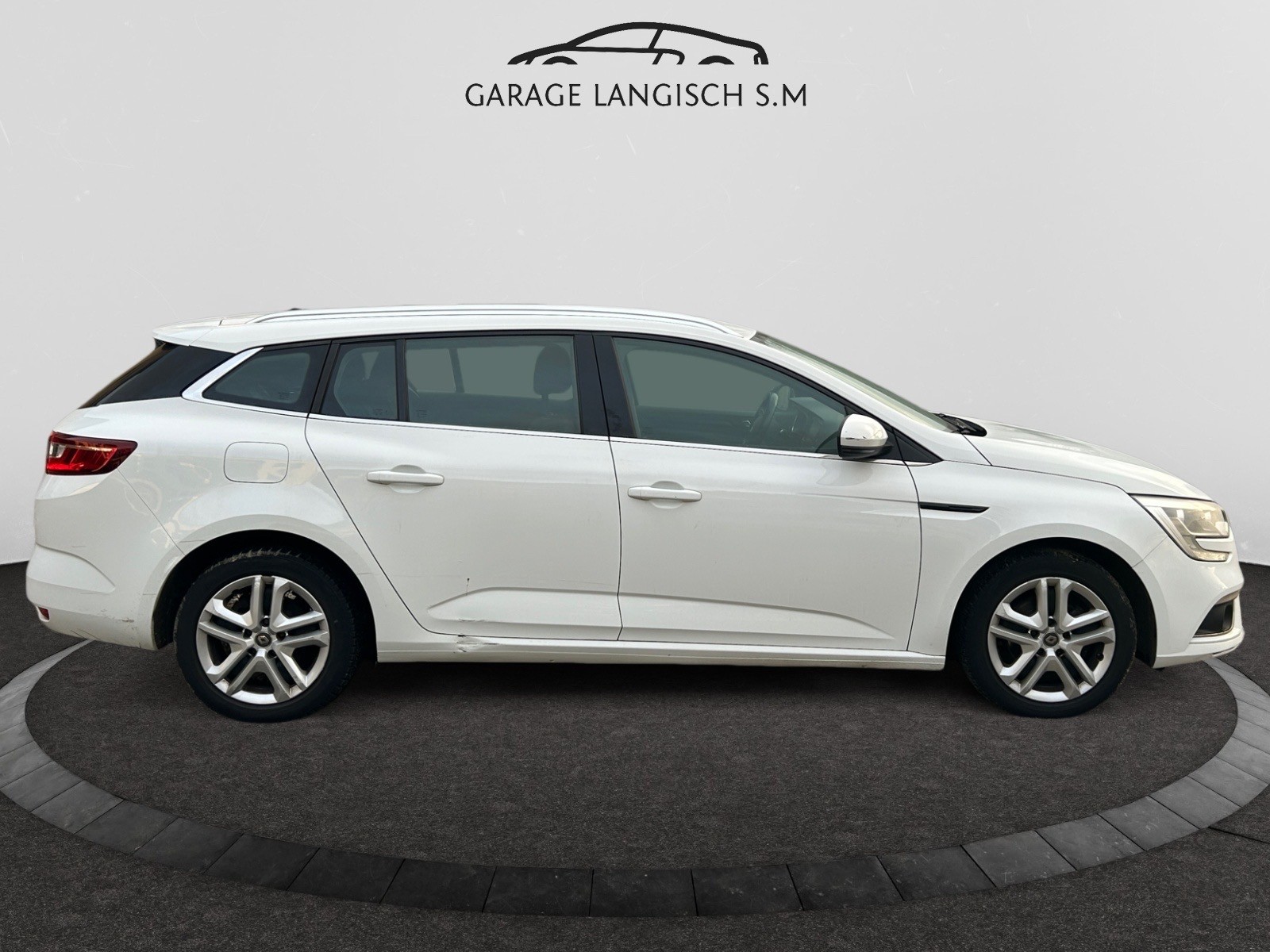 RENAULT Mégane Grandtour 1.5 dCi Business EDC-image-5