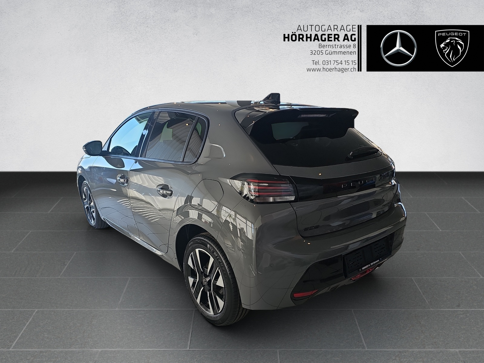 PEUGEOT 208 1.2 MHEV 110 Allure Premium - Bärn Edition-image-6