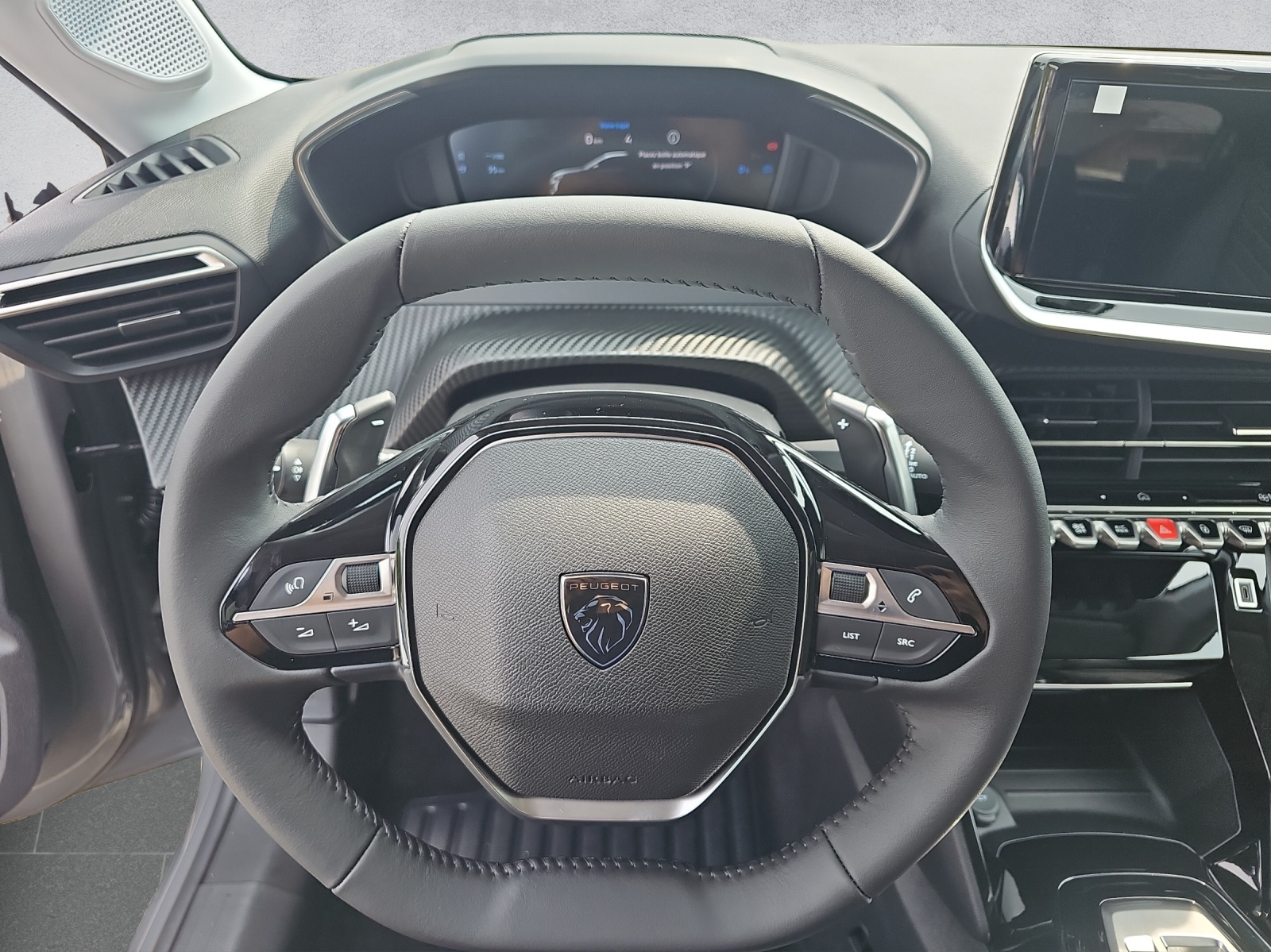 PEUGEOT 208 1.2 MHEV 110 Allure Premium - Bärn Edition-image-10