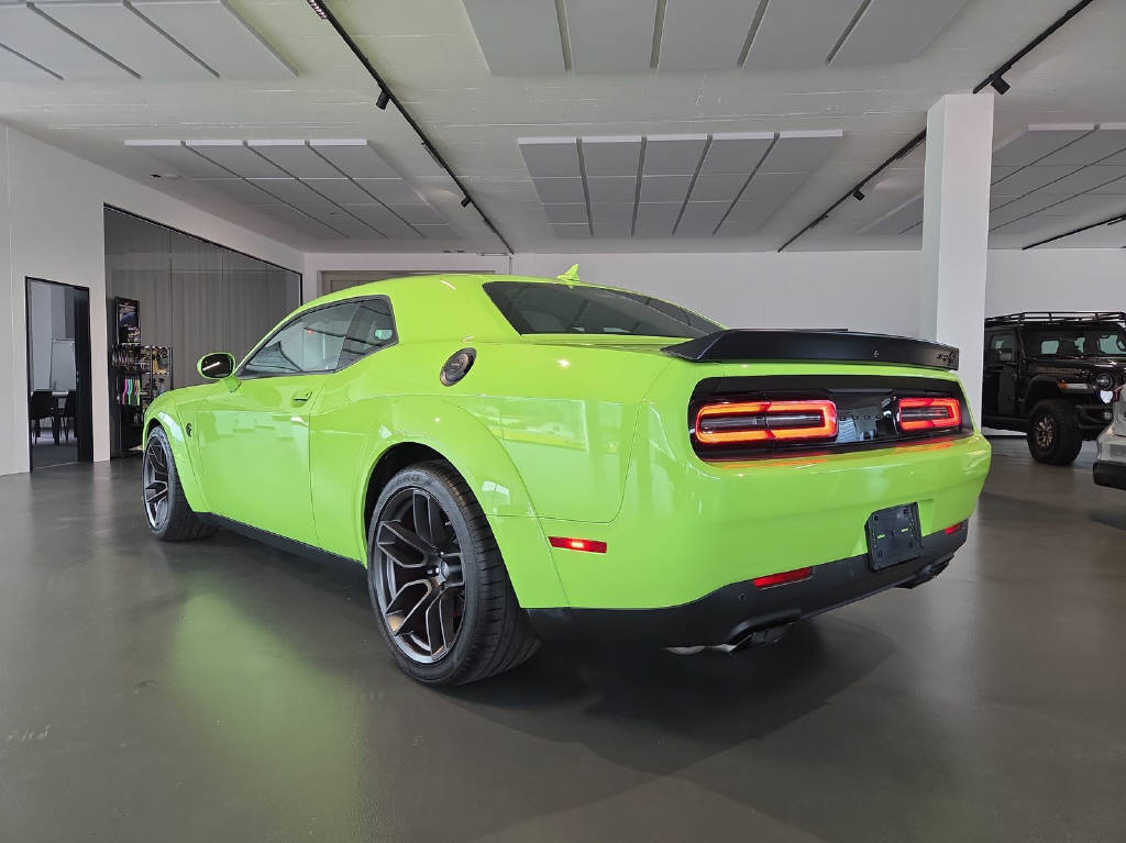 DODGE Challenger SRT Hellcat Widebody Last Call-image-5