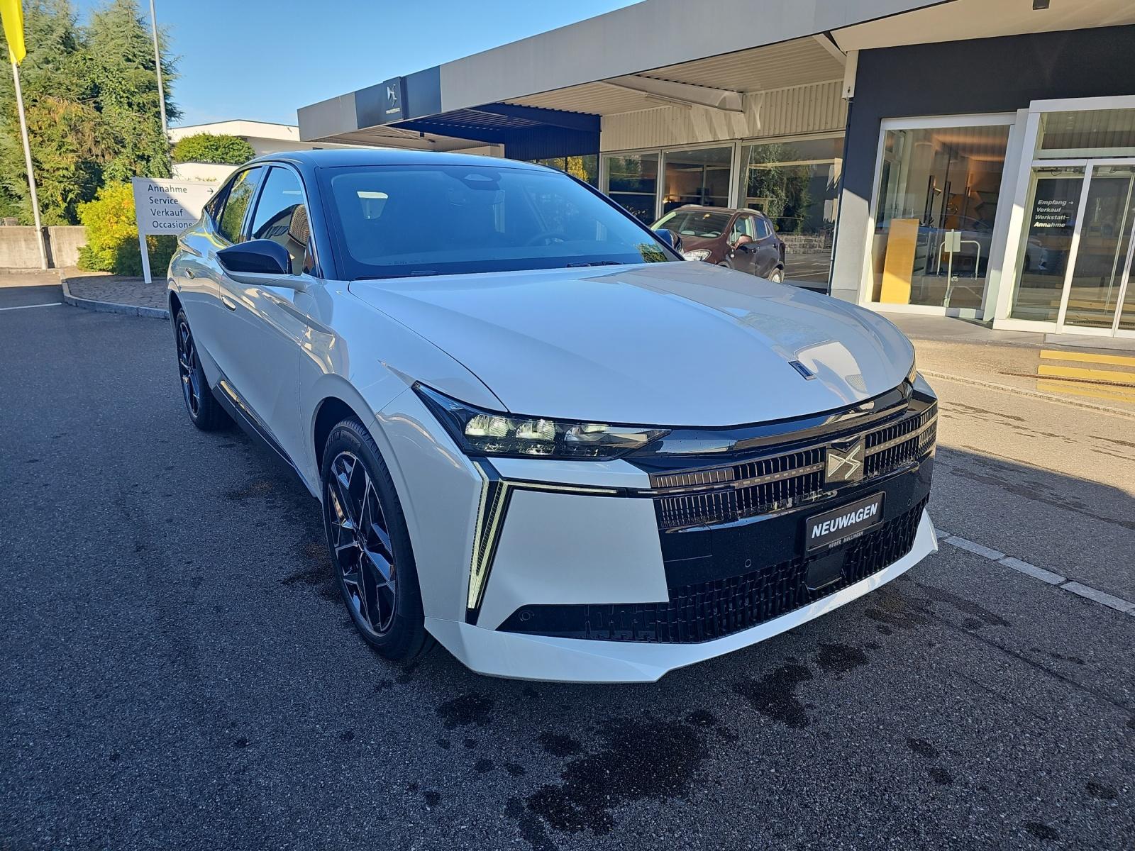 DS AUTOMOBILES No4 1.2 Hybrid Pallas-image-28