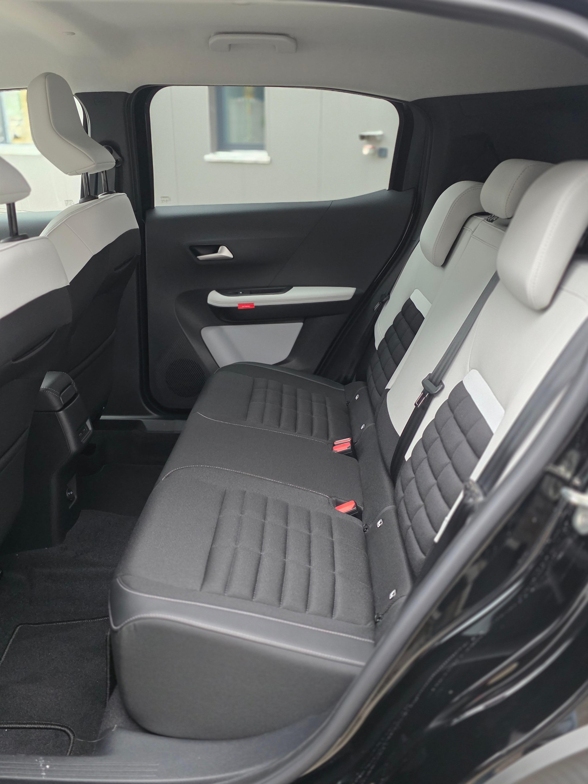 CITROEN C3 Aircross 1.2 MHEV Max-image-10