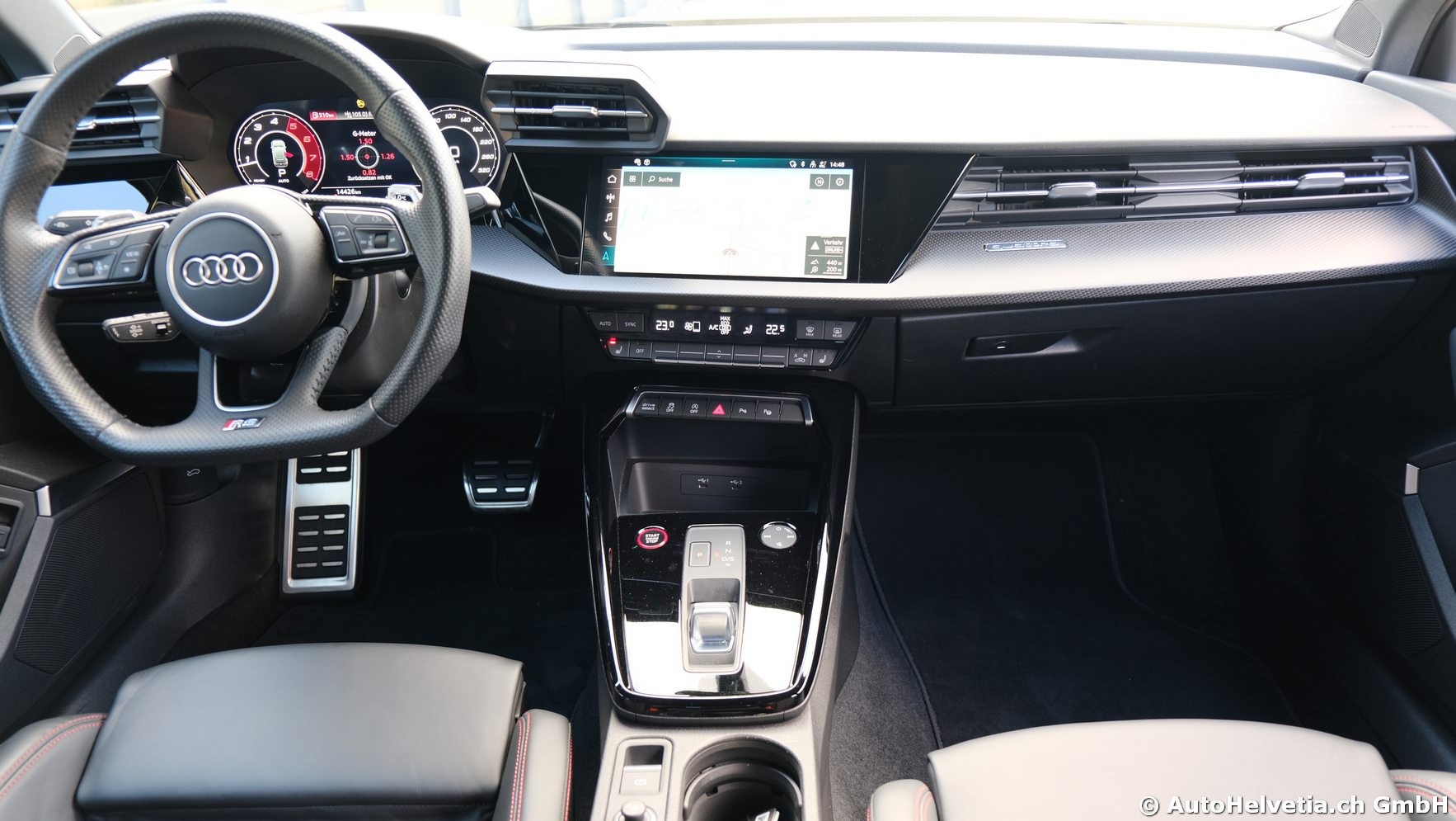 AUDI RS3 Sportback 2.5 TSI quattro S-tronic-image-12