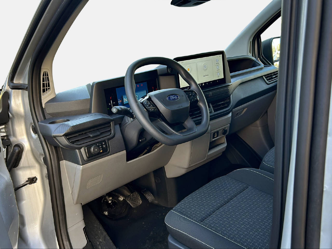 FORD E-Transit C Van 320 L2 Trend-image-8