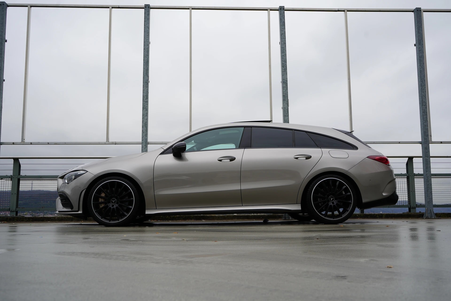 MERCEDES-BENZ CLA SHOOTING BRAKE 35 AMG NIGHT 4MATIC 7G-DCT l 306 PS-showroom-element-3