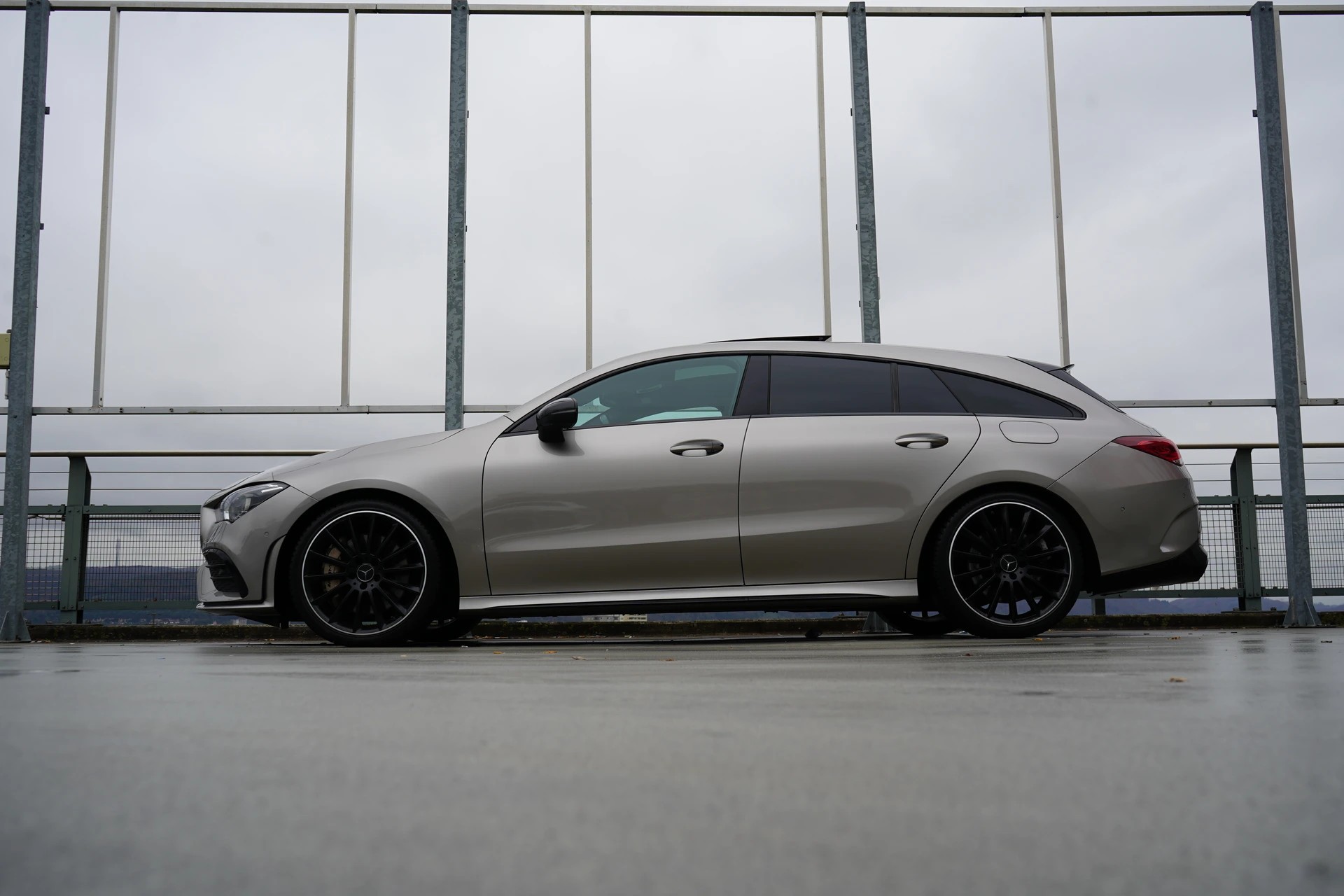 MERCEDES-BENZ CLA SHOOTING BRAKE 35 AMG NIGHT 4MATIC 7G-DCT l 306 PS-showroom-element-1