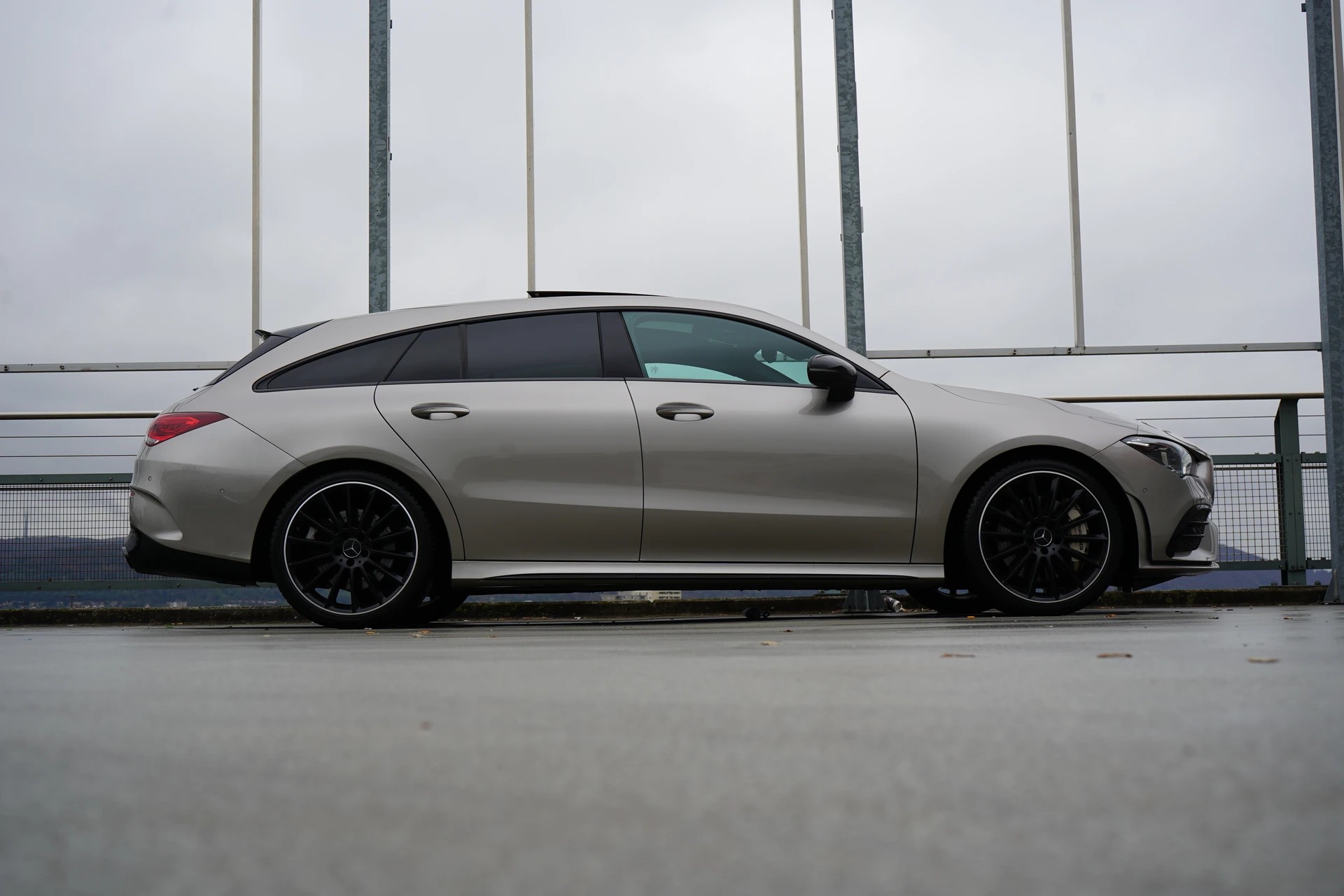 MERCEDES-BENZ CLA SHOOTING BRAKE 35 AMG NIGHT 4MATIC 7G-DCT l 306 PS-showroom-element-2