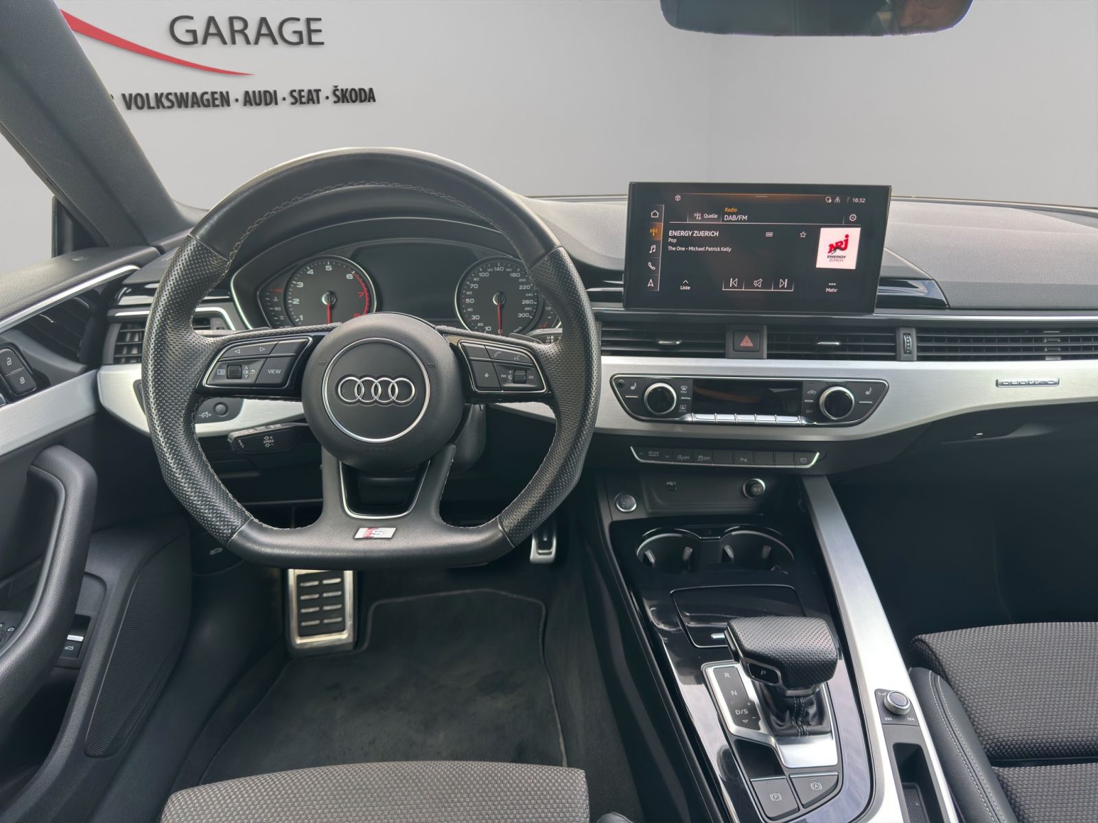 AUDI A5 Sportback 2.0 45 TFSI S Line quattro S-Tronic-image-13