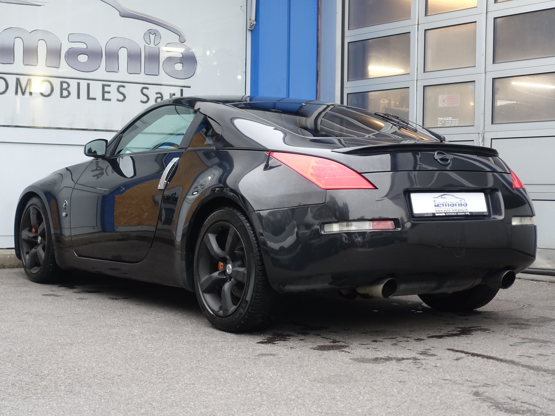 NISSAN 350 Z Pack-showroom-element-3