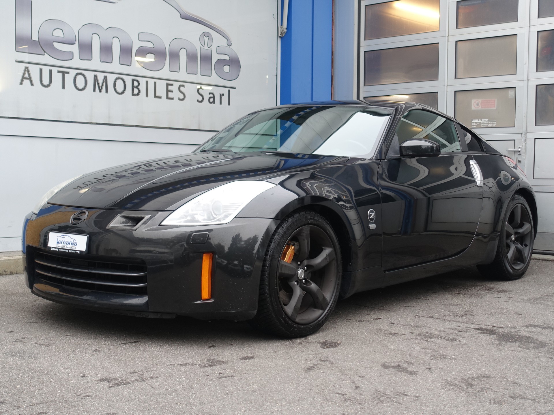 NISSAN 350 Z Pack-showroom-element-1