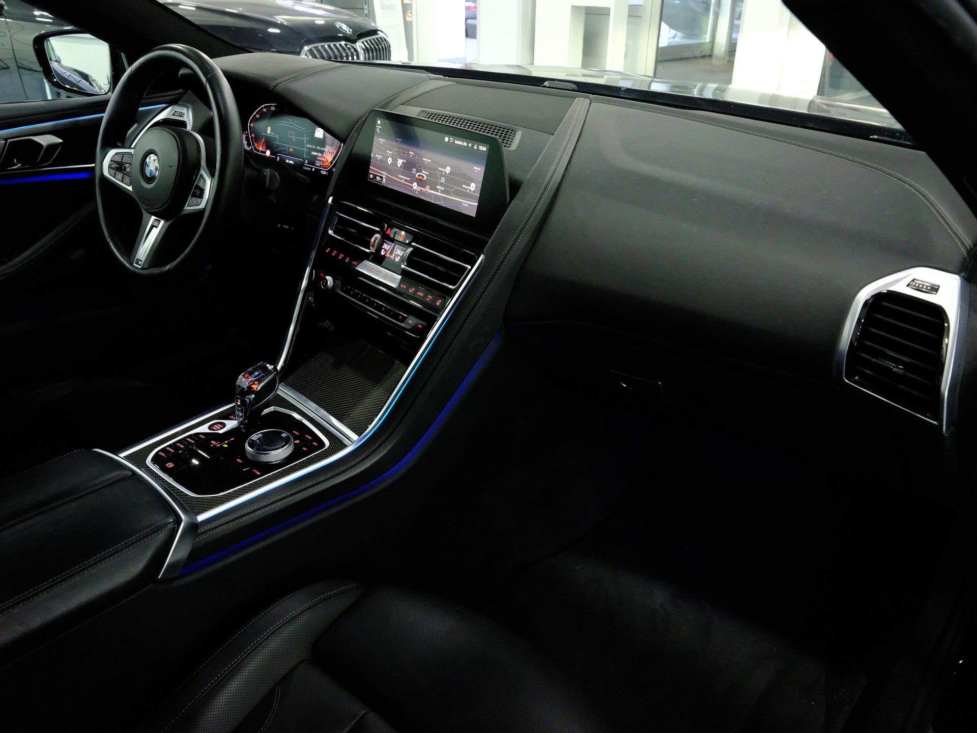 BMW 840d xDrive M Sport Steptronic-image-16