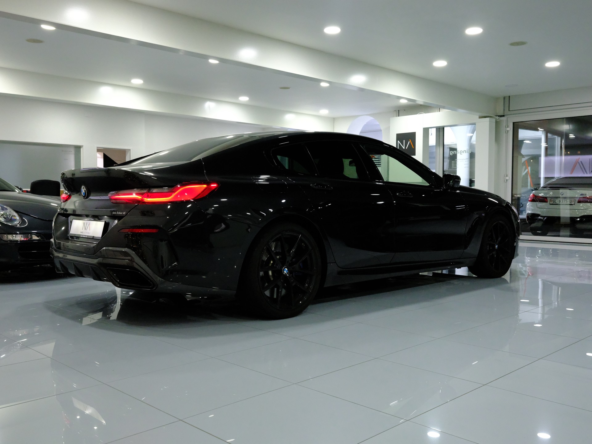 BMW 840d xDrive M Sport Steptronic-image-5