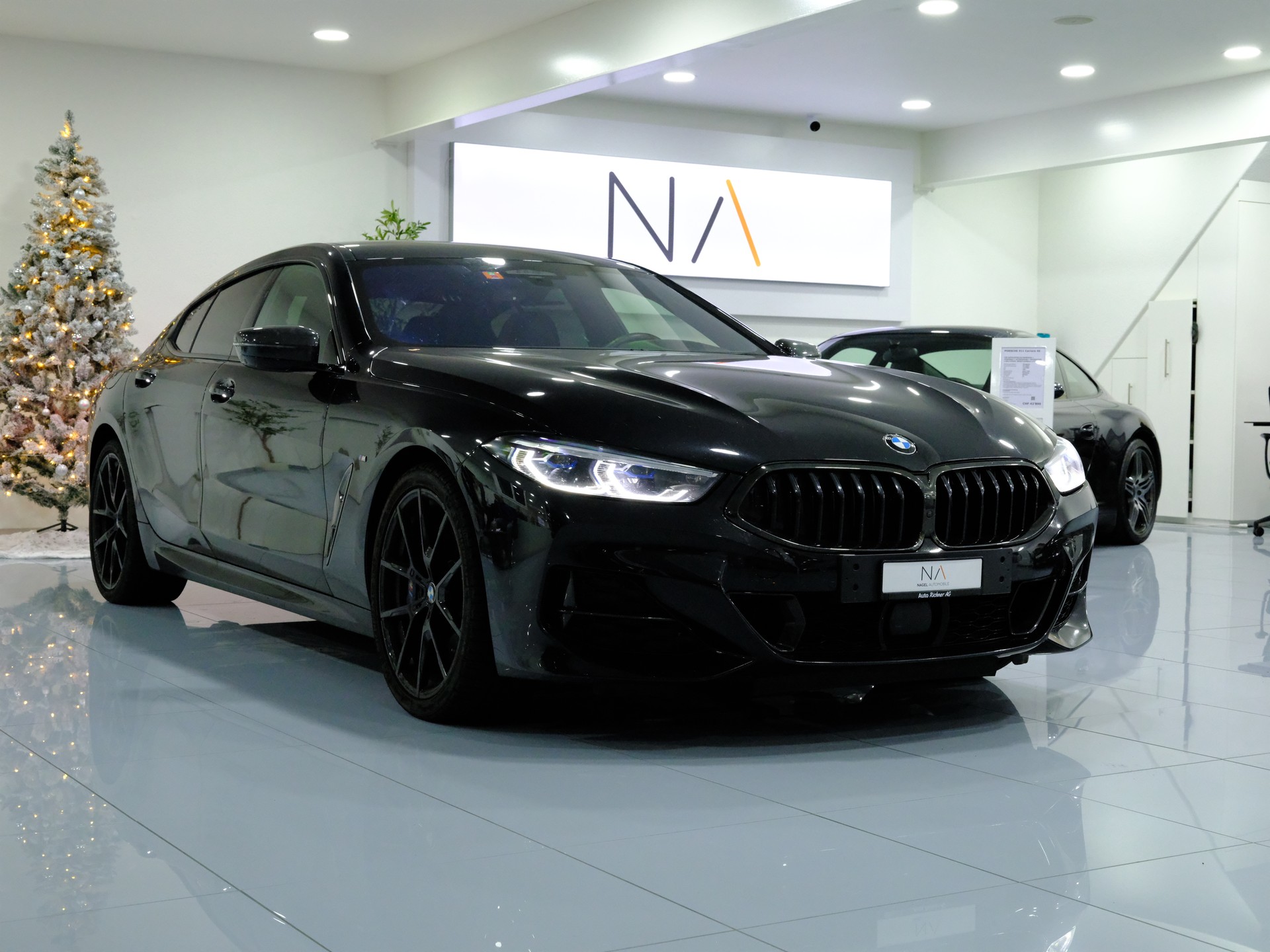 BMW 840d xDrive M Sport Steptronic-showroom-element-1