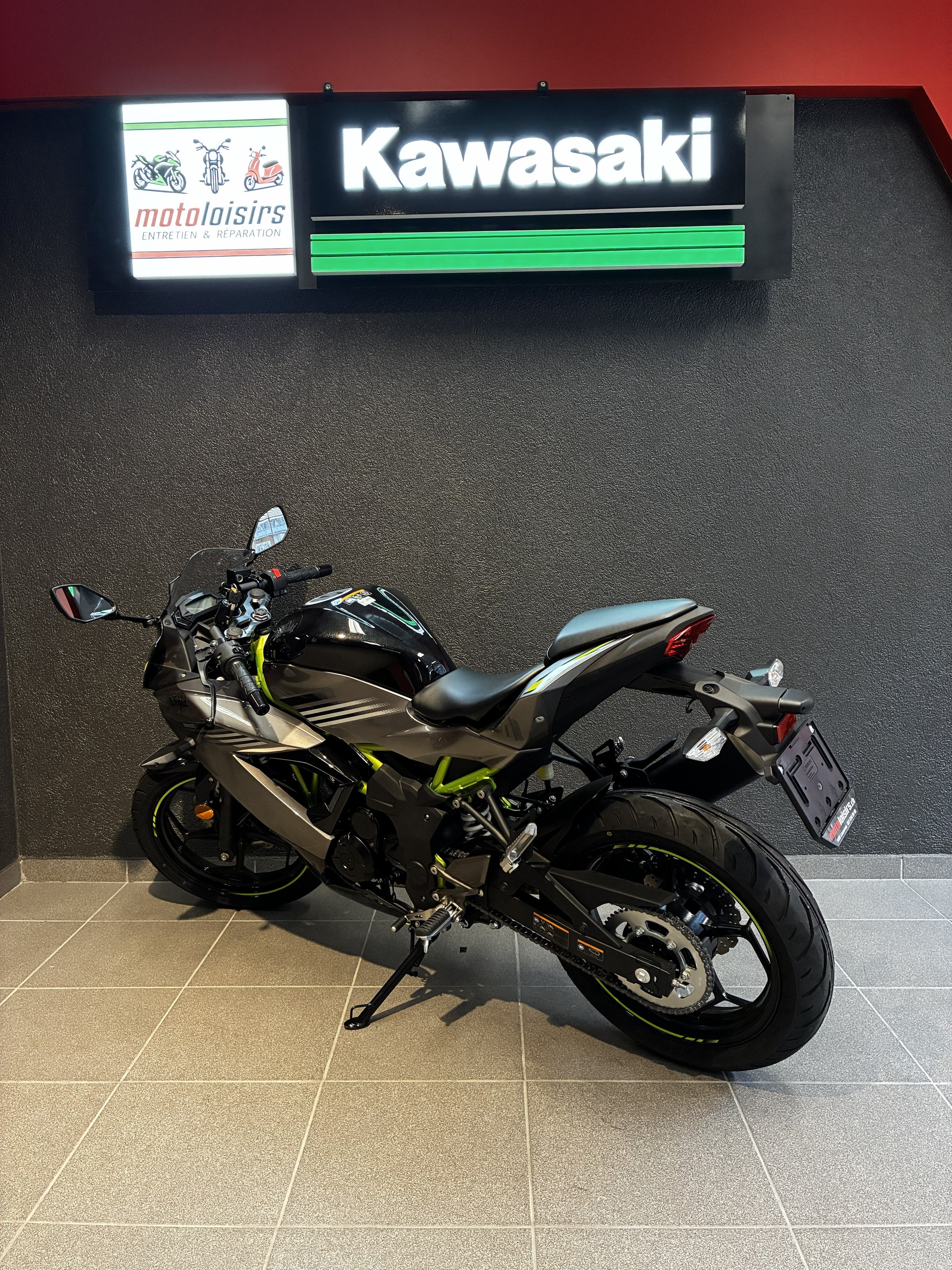 KAWASAKI Ninja 125 MY 2026-image-2