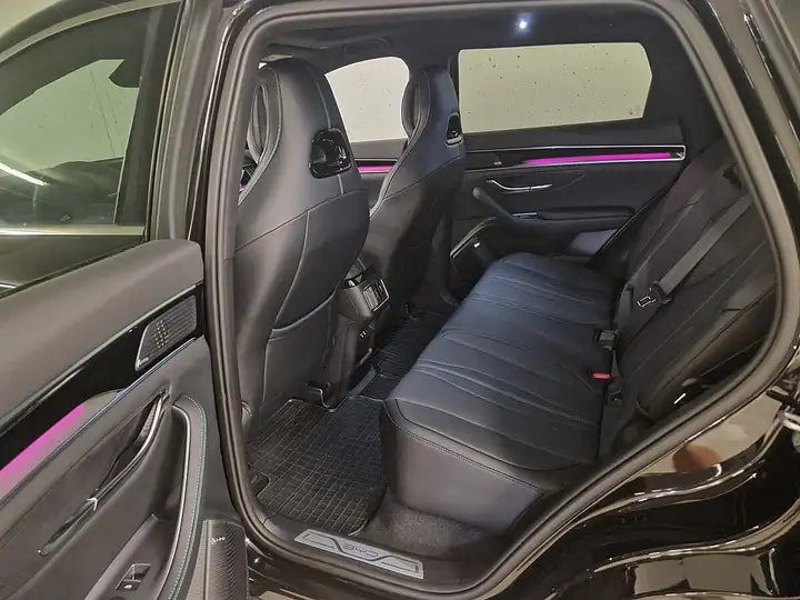 BYD Seal U DM-i "Design" AWD-image-19