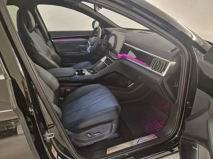 BYD Seal U DM-i "Design" AWD-image-16
