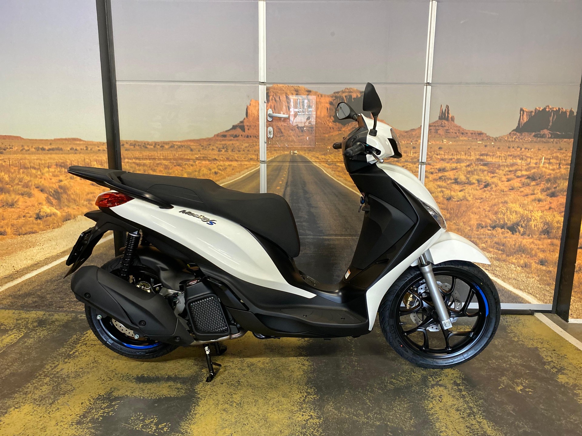 PIAGGIO Medley 125 Sport E5+-image-0