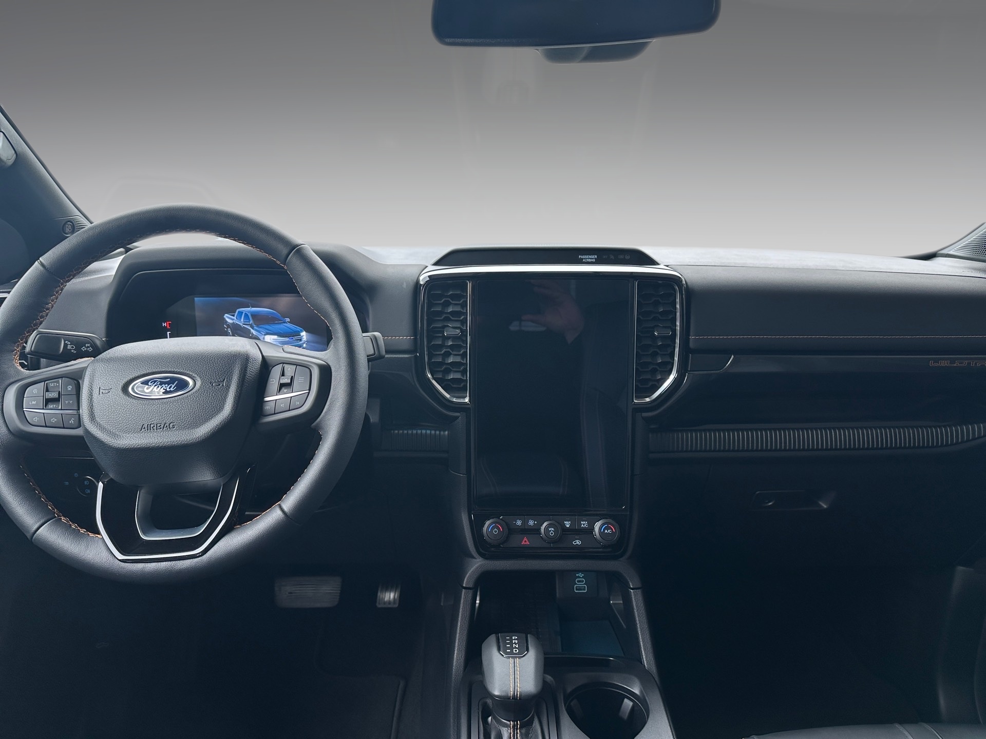 FORD Ranger Wildtrak 3.0 Eco Blue e-4WD Automat-image-8