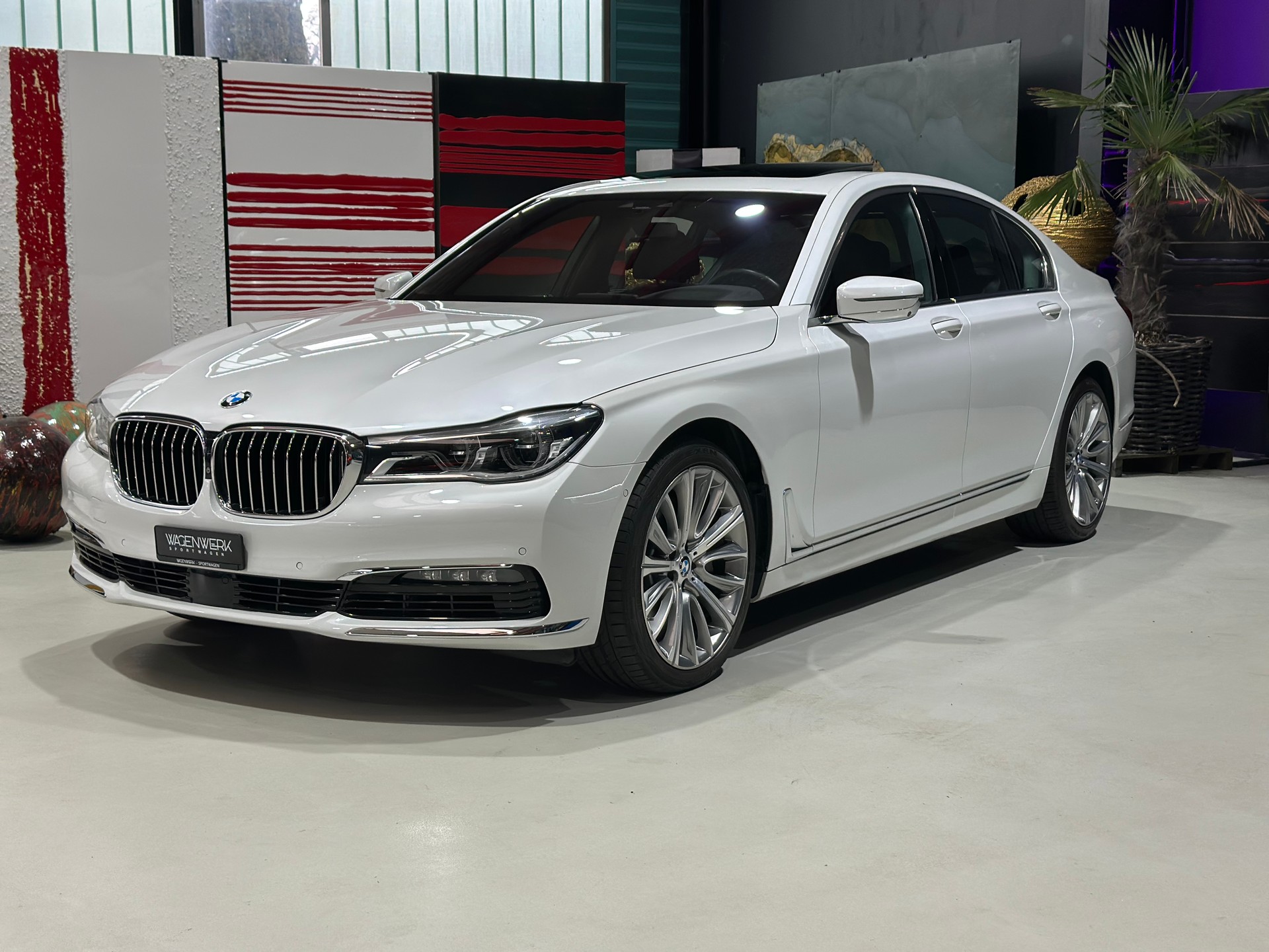 BMW 750i xDrive Steptronic-image-29