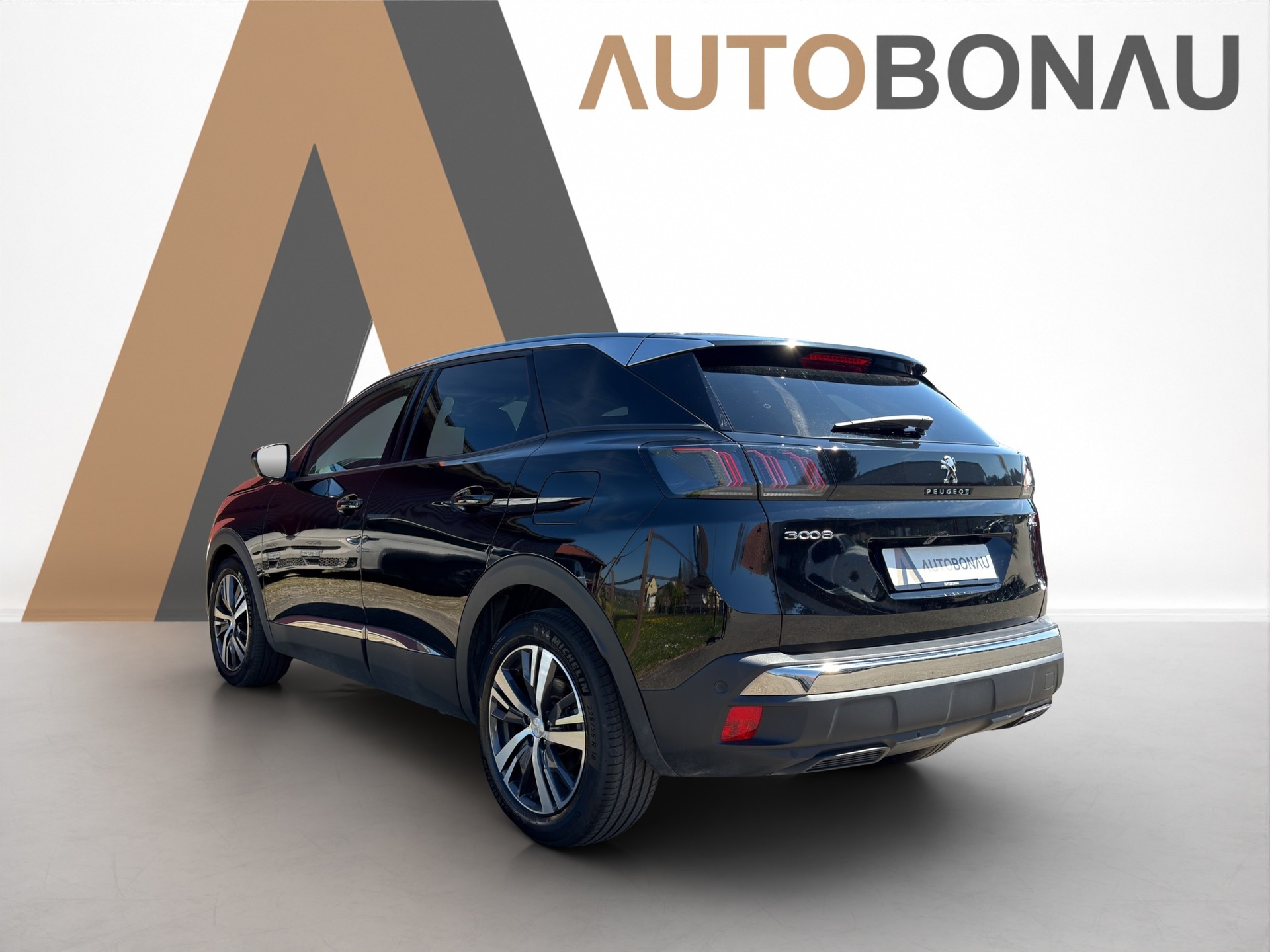 PEUGEOT 3008 1.6 Plug-in Hybrid Allure-showroom-element-2