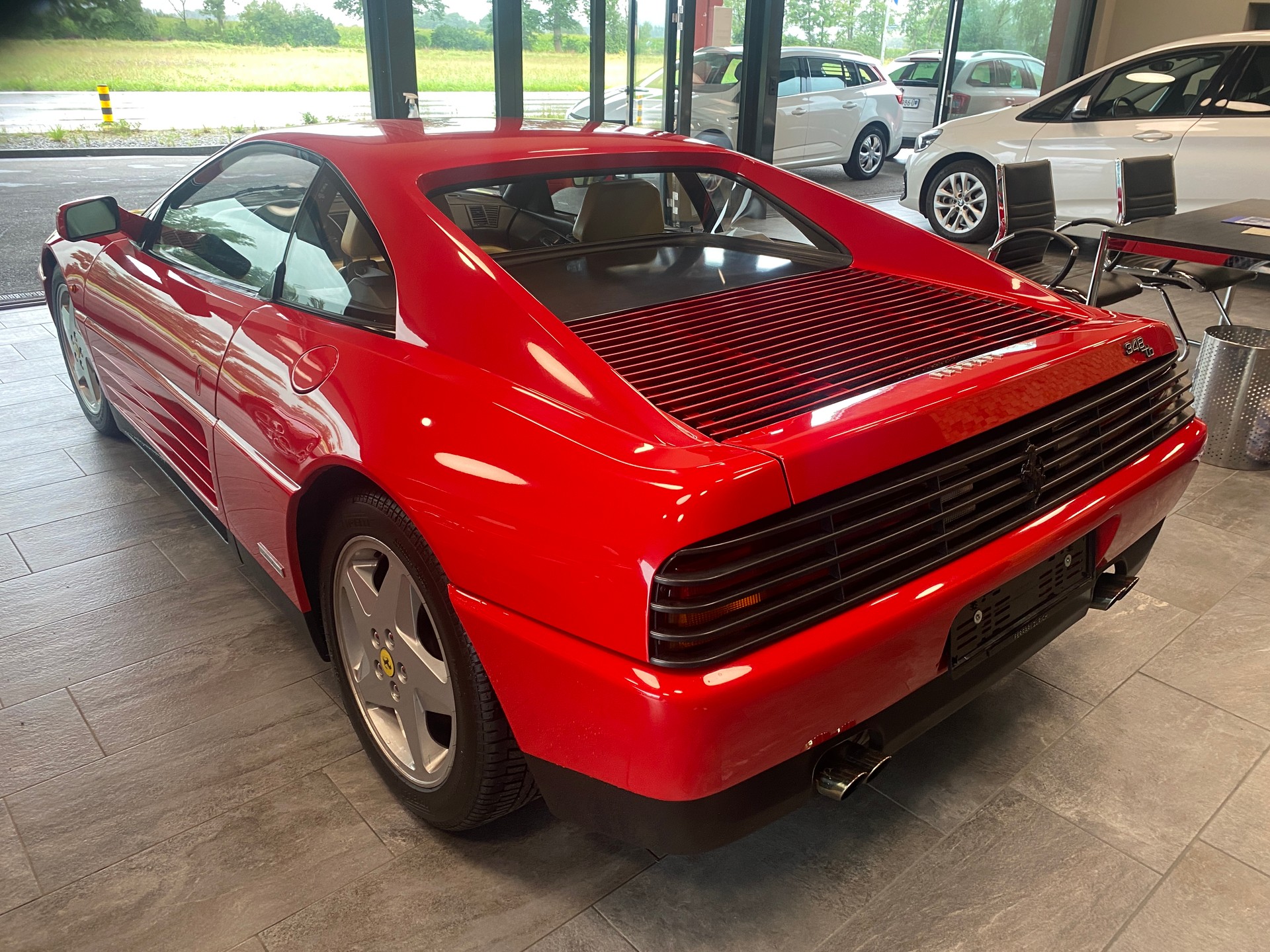 FERRARI 348 tb-showroom-element-2