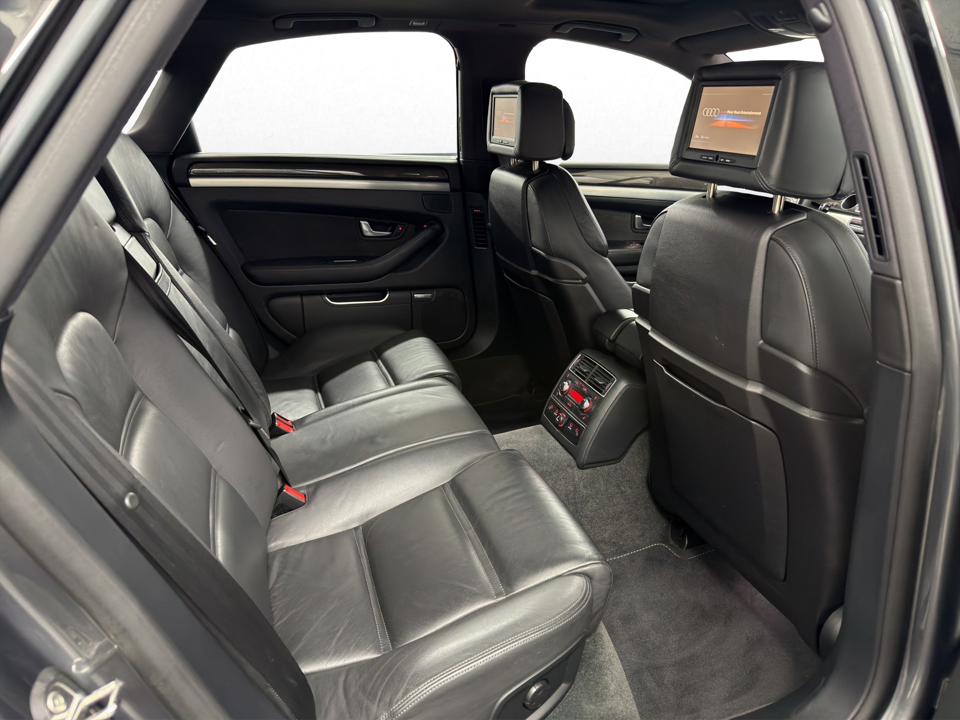 AUDI S8 5.2 V10 quattro tiptronic-image-20
