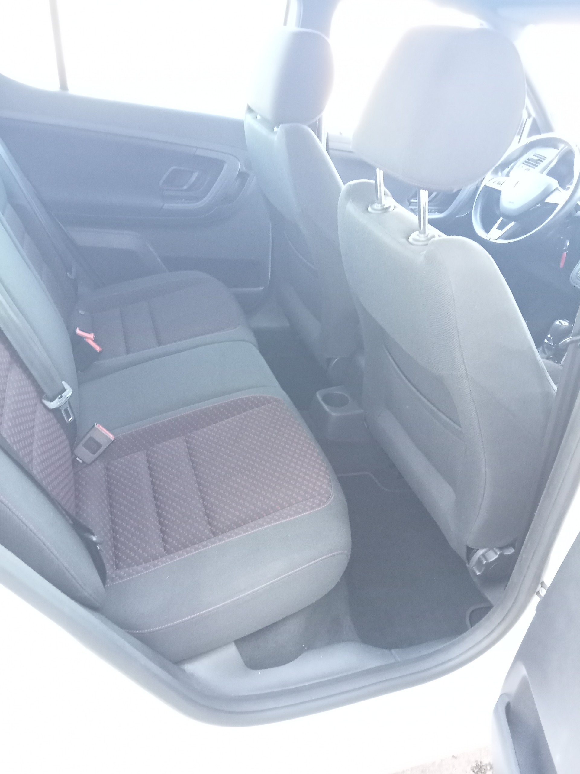 SKODA Fabia 1.4 TSI RS DSG-image-12