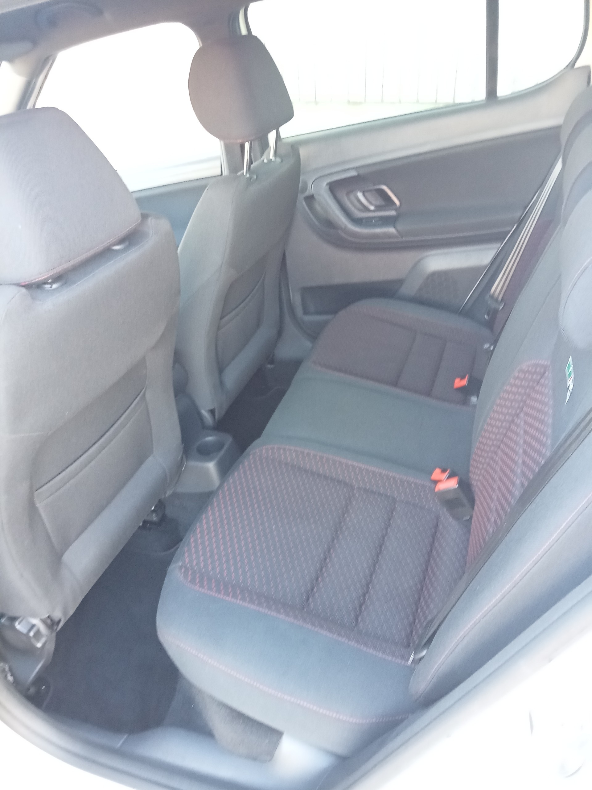 SKODA Fabia 1.4 TSI RS DSG-image-11
