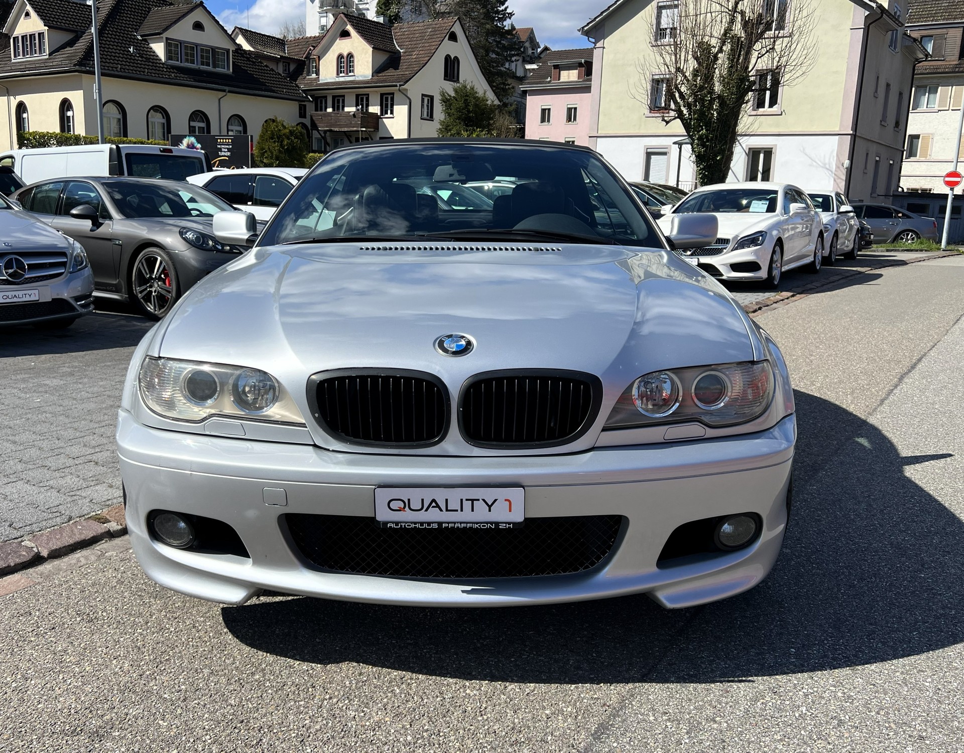 BMW 325Ci Cabriolet-image-17