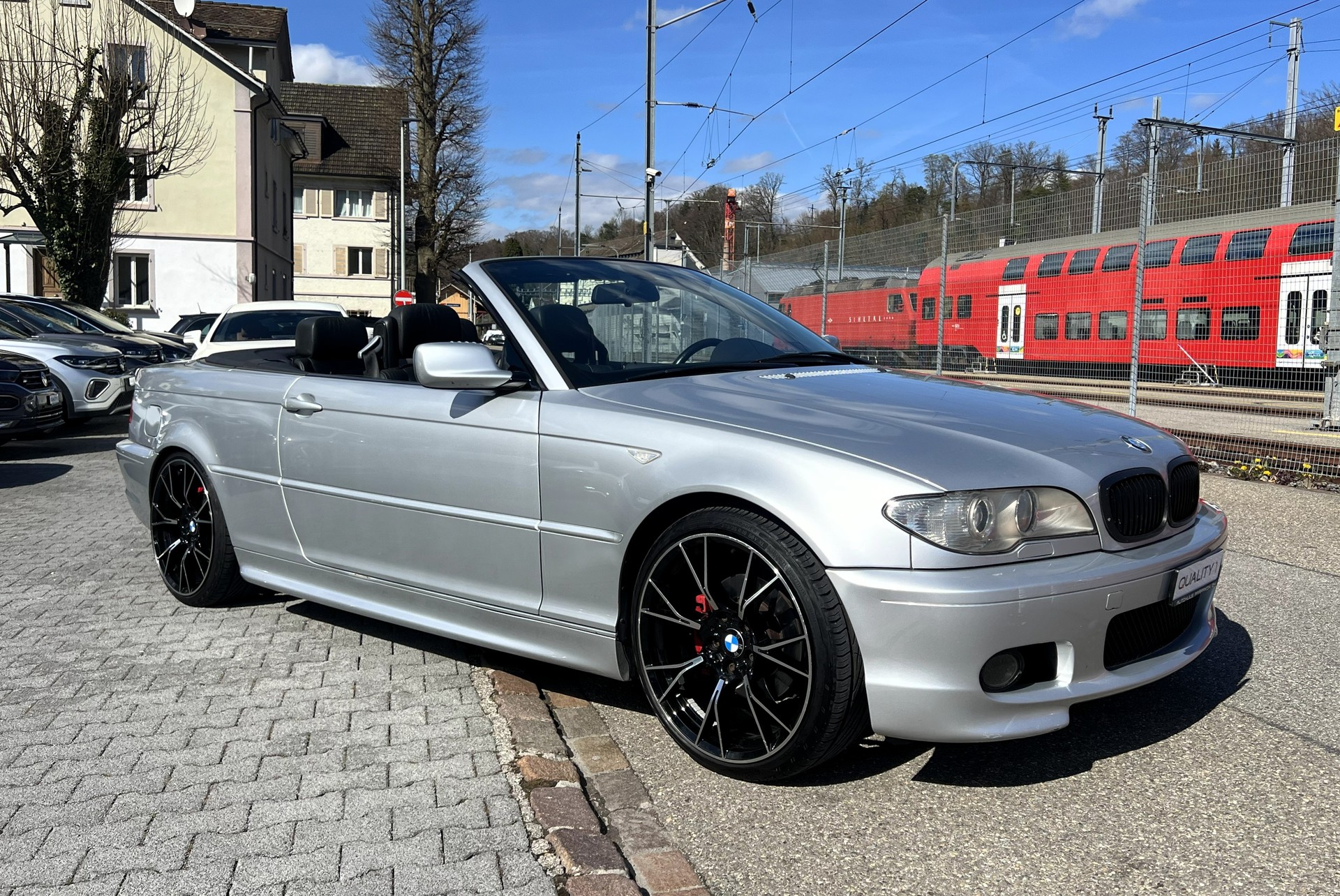 BMW 325Ci Cabriolet-image-6