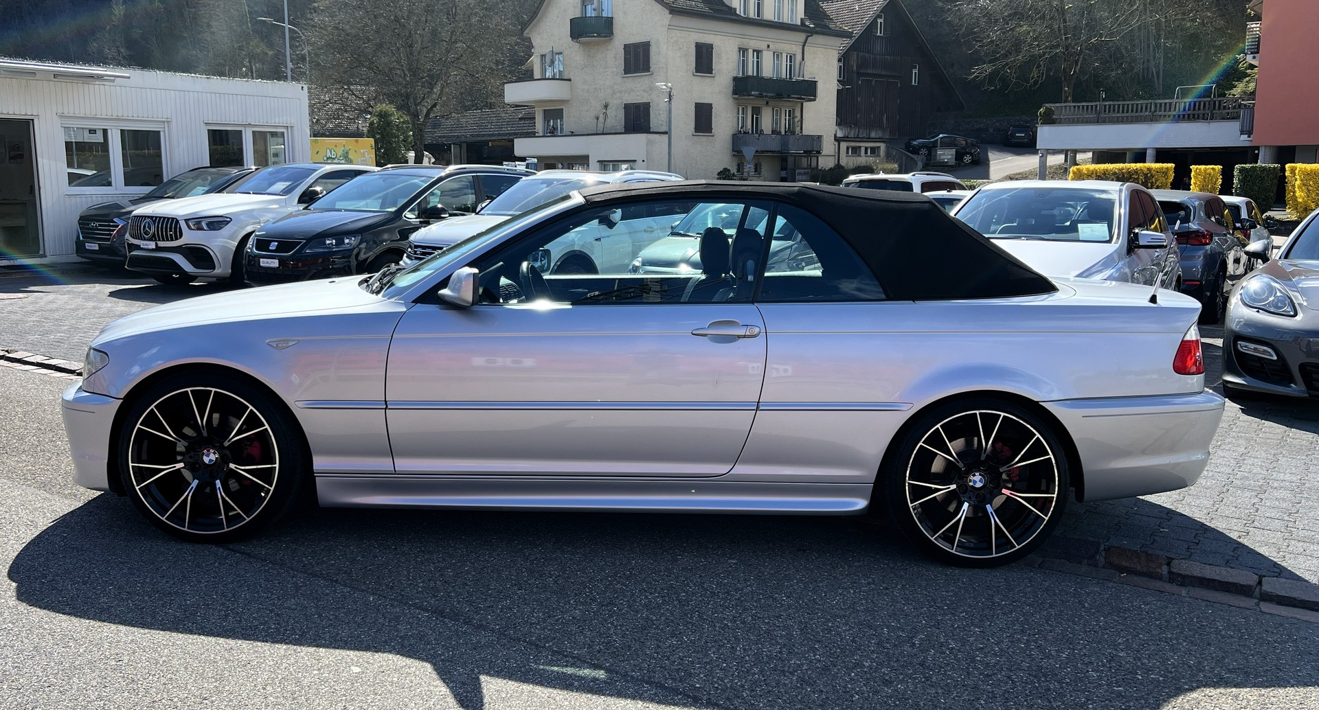 BMW 325Ci Cabriolet-image-11