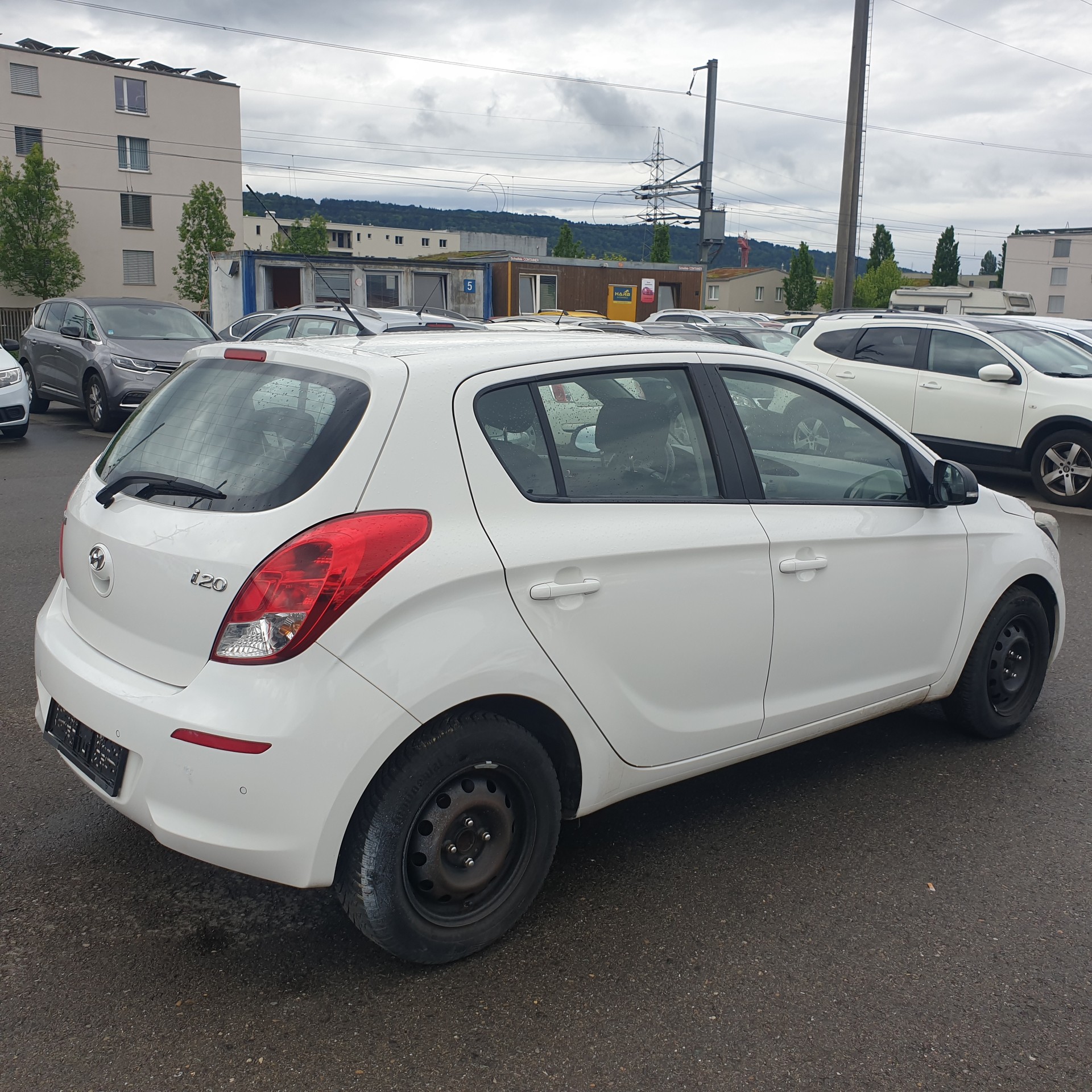 HYUNDAI i20 1.4 Style Automatic-image-5