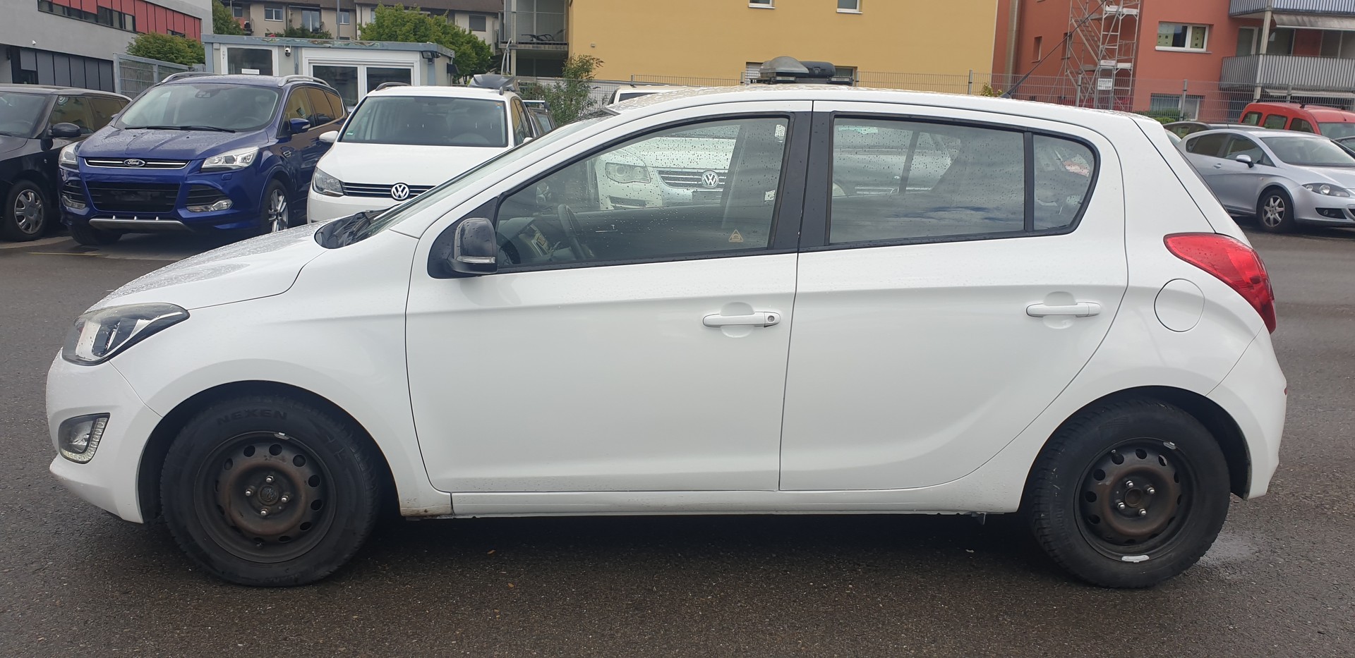 HYUNDAI i20 1.4 Style Automatic-image-2