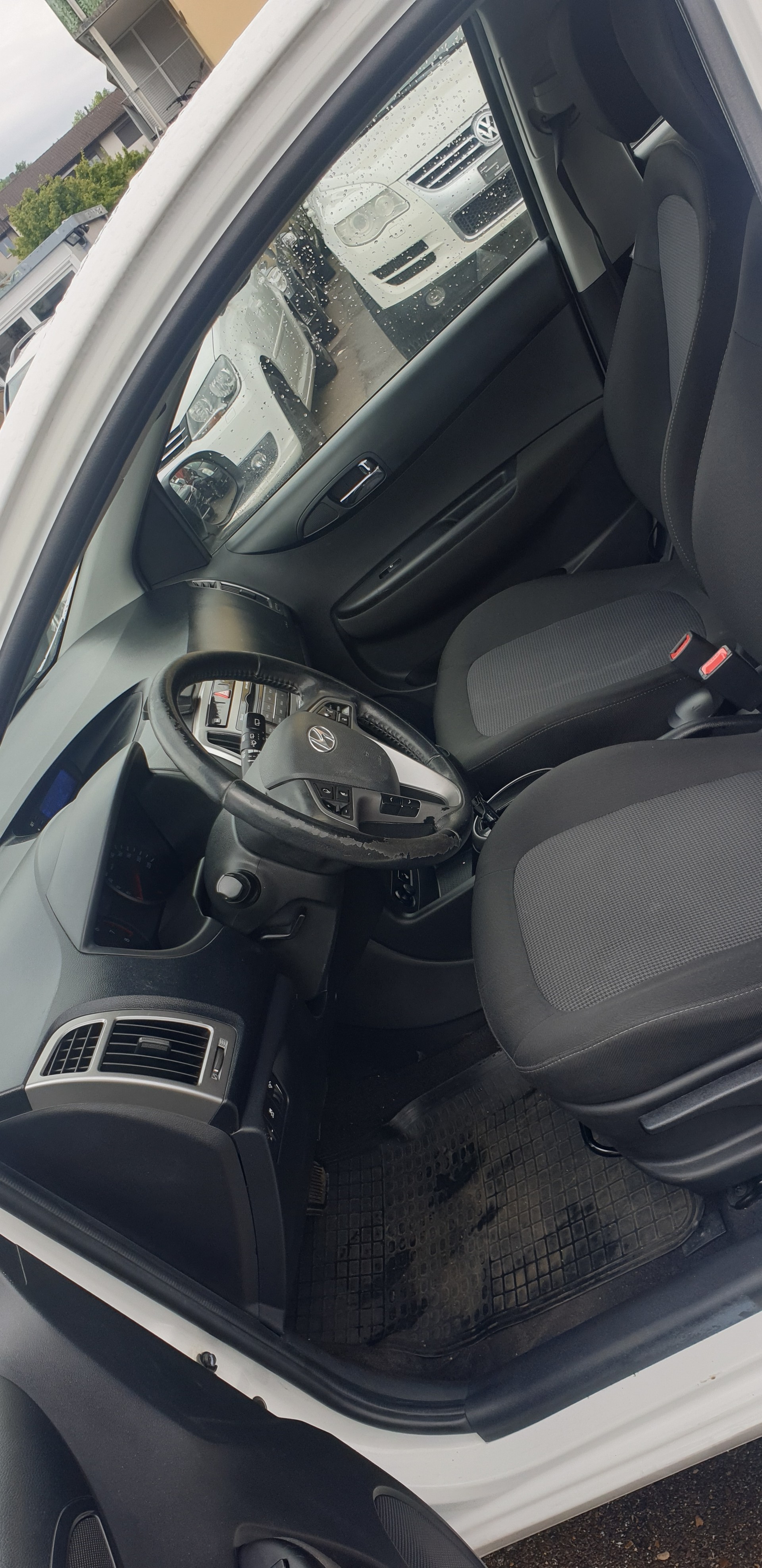 HYUNDAI i20 1.4 Style Automatic-image-11