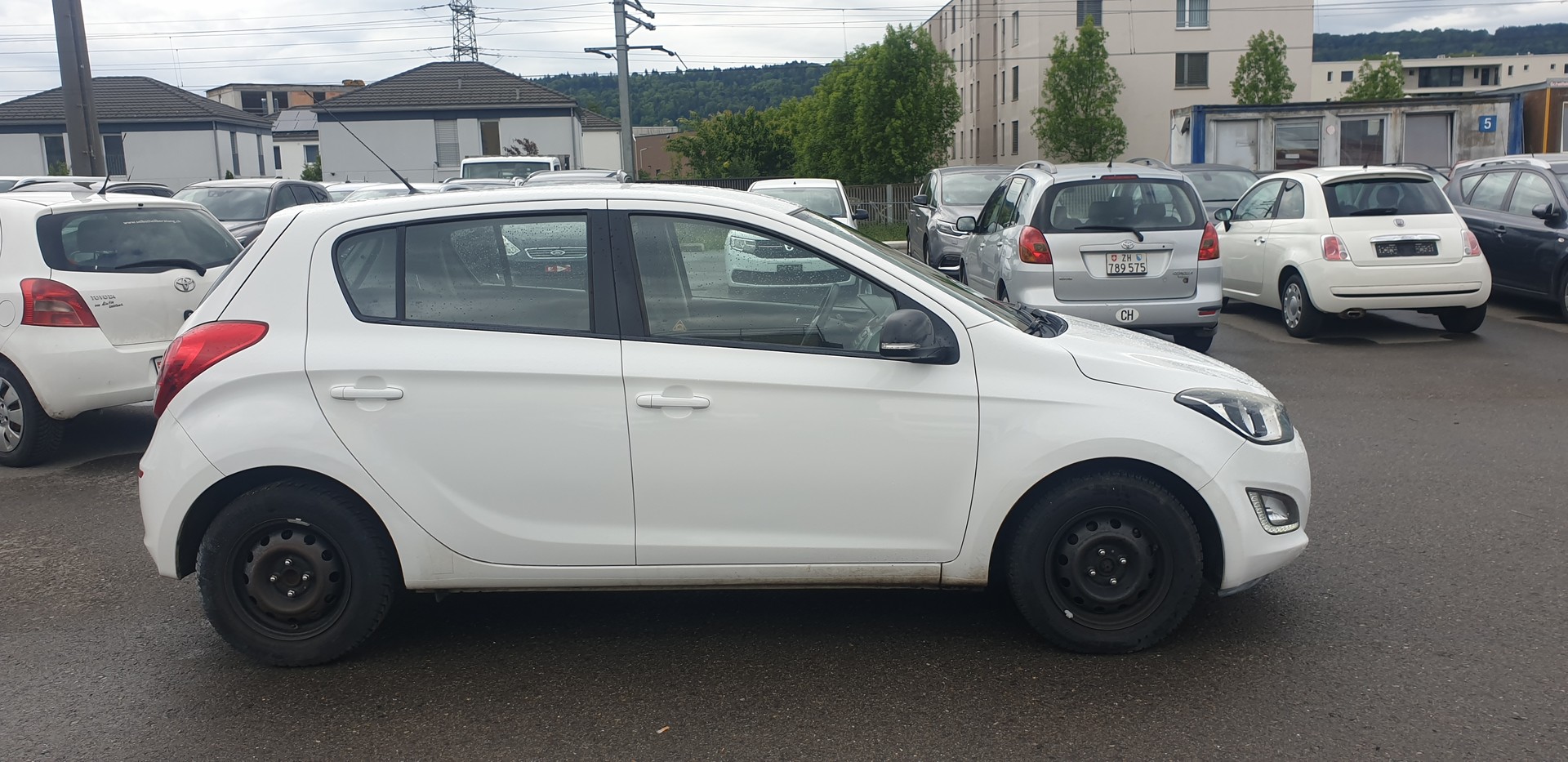 HYUNDAI i20 1.4 Style Automatic-image-6